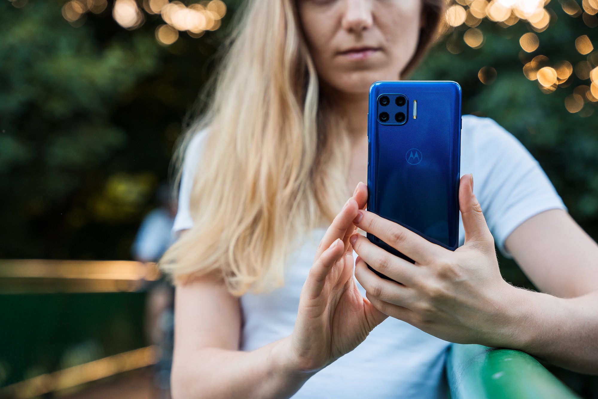 Motorola i GuRu wspólnie opracują bezstykowe ładowanie telefonów