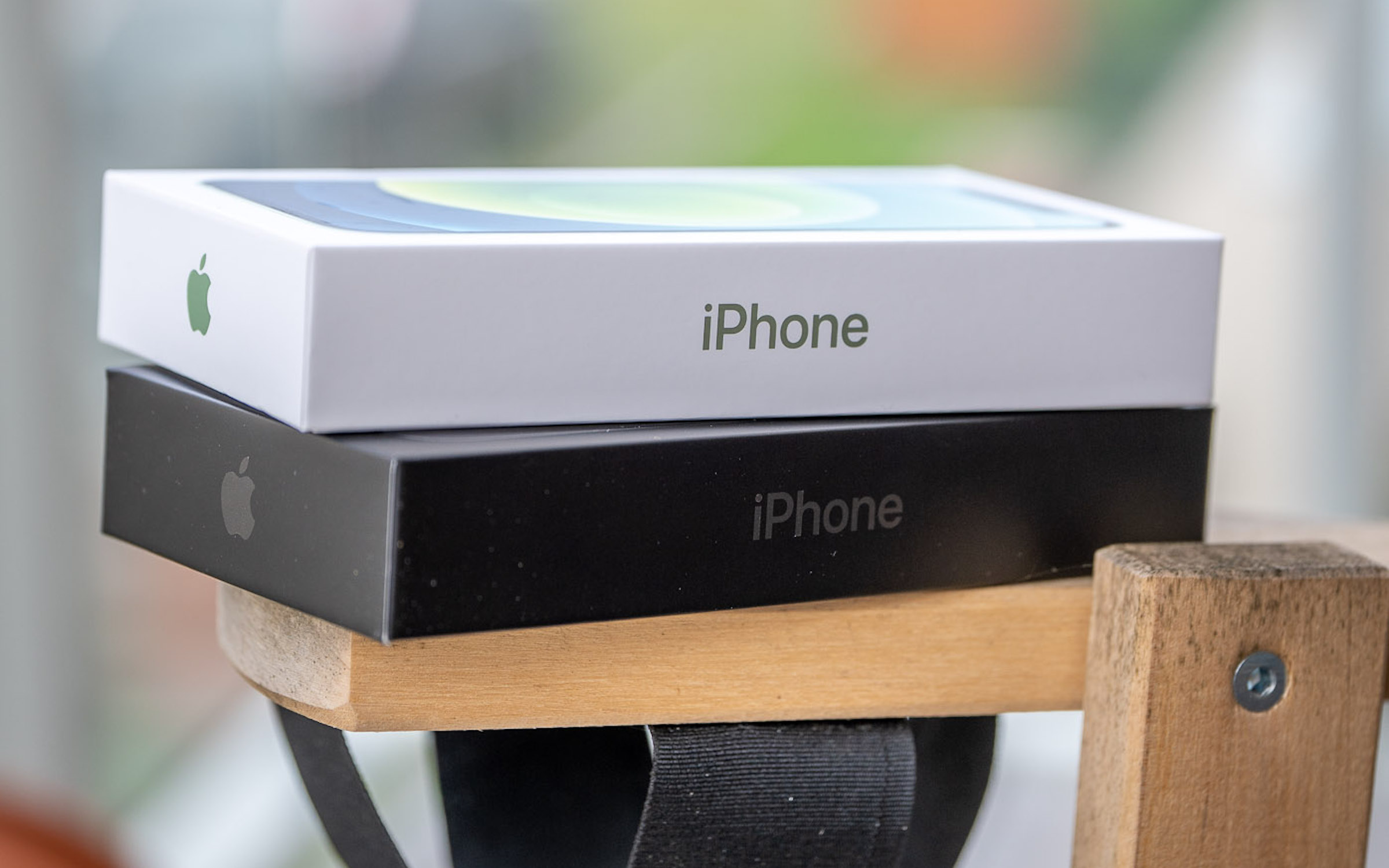 iphone 12 liczba aktywnych apple sprzedaz telefonow