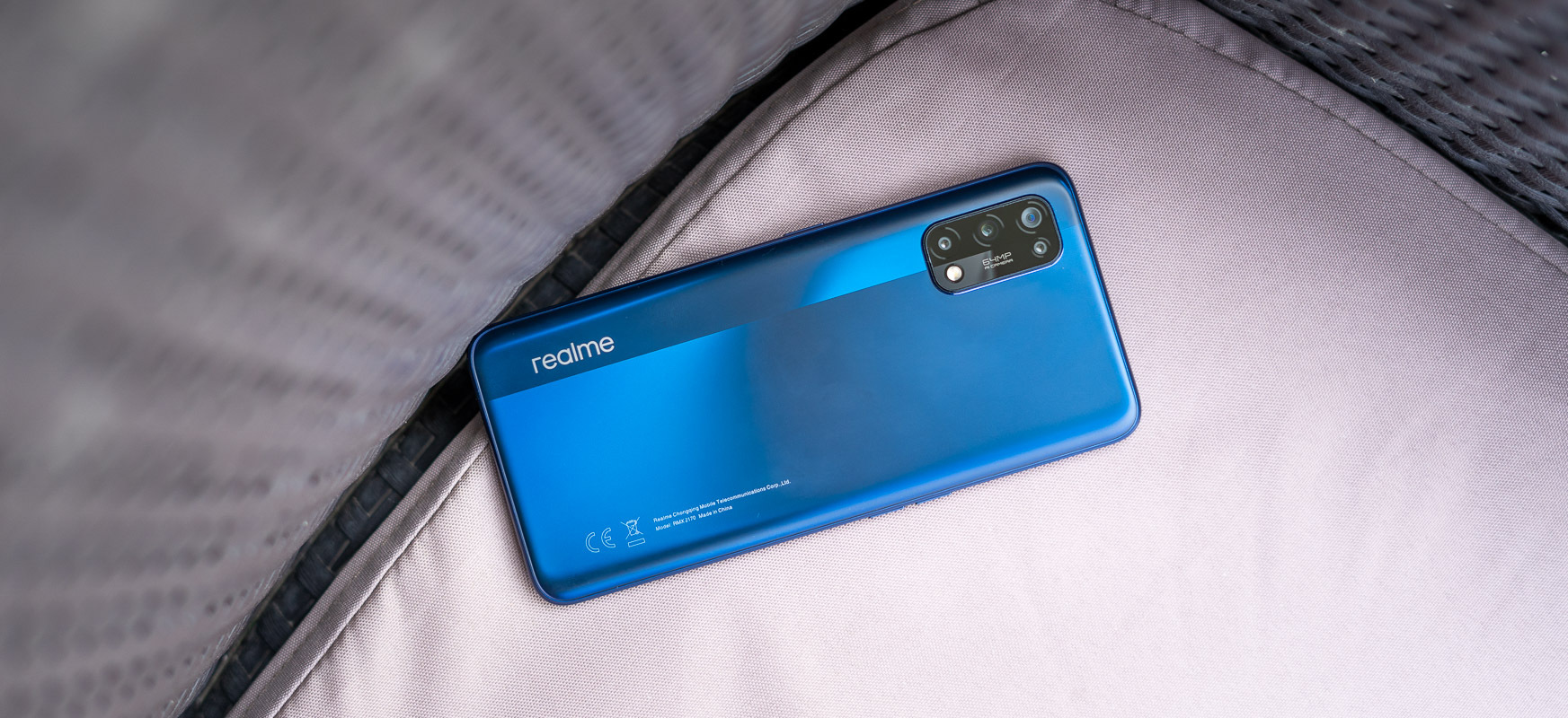 Gdybym miał wydać 1300 zł, kupiłbym ten smartfon. realme 7 Pro – recenzja