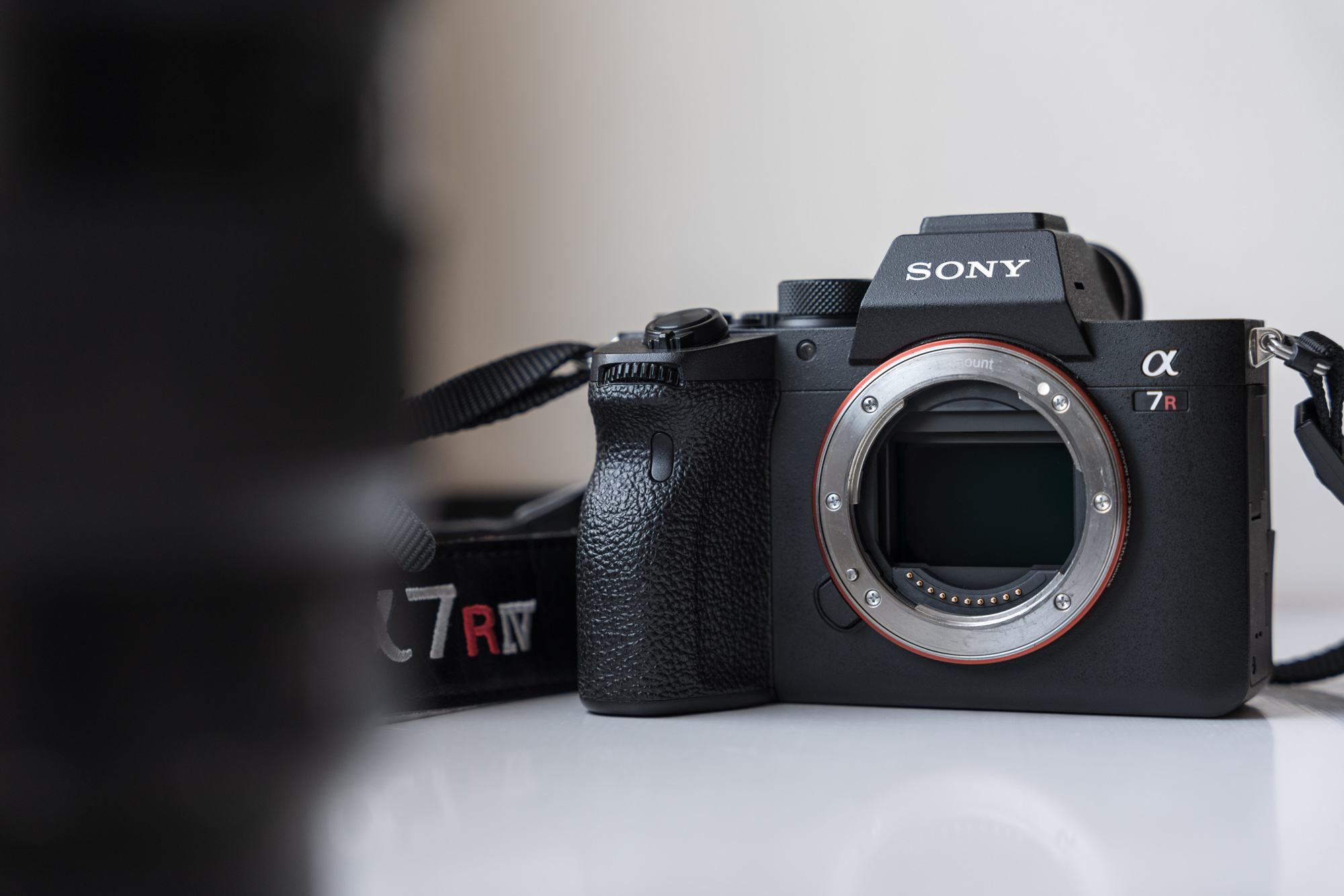 Lustrzanki przechodzą na zasłużoną emeryturę. Sony całkowicie rezygnuje z tych aparatów