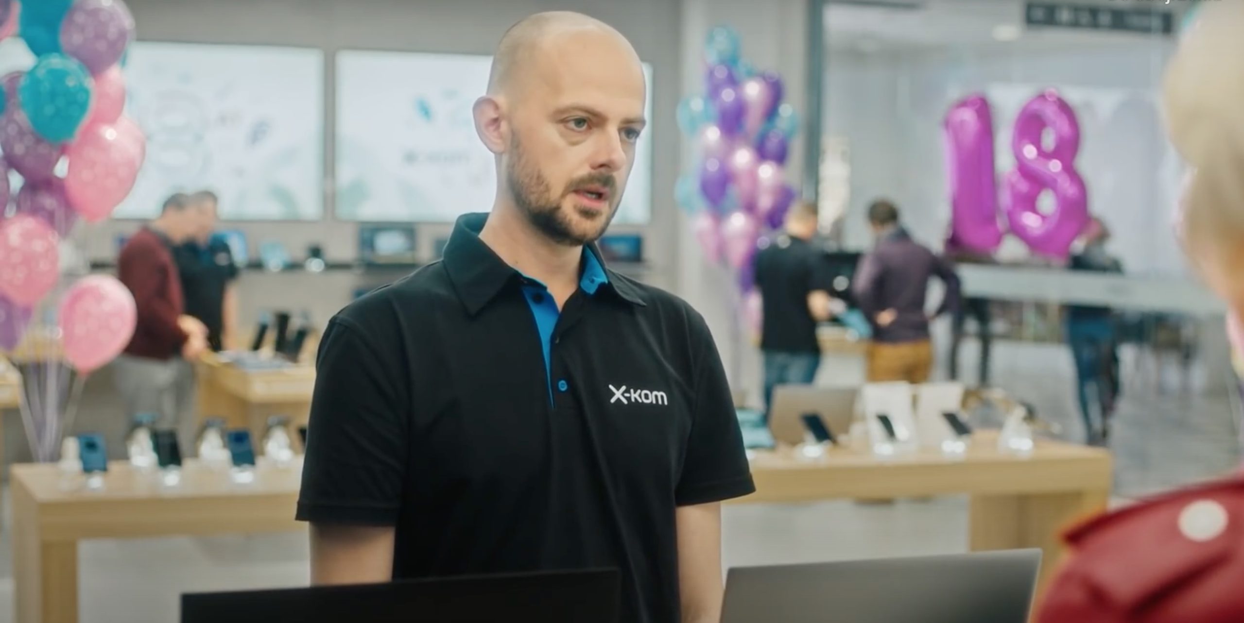 Sklep x-kom świętuje 18 urodziny rabatami do 50 proc.