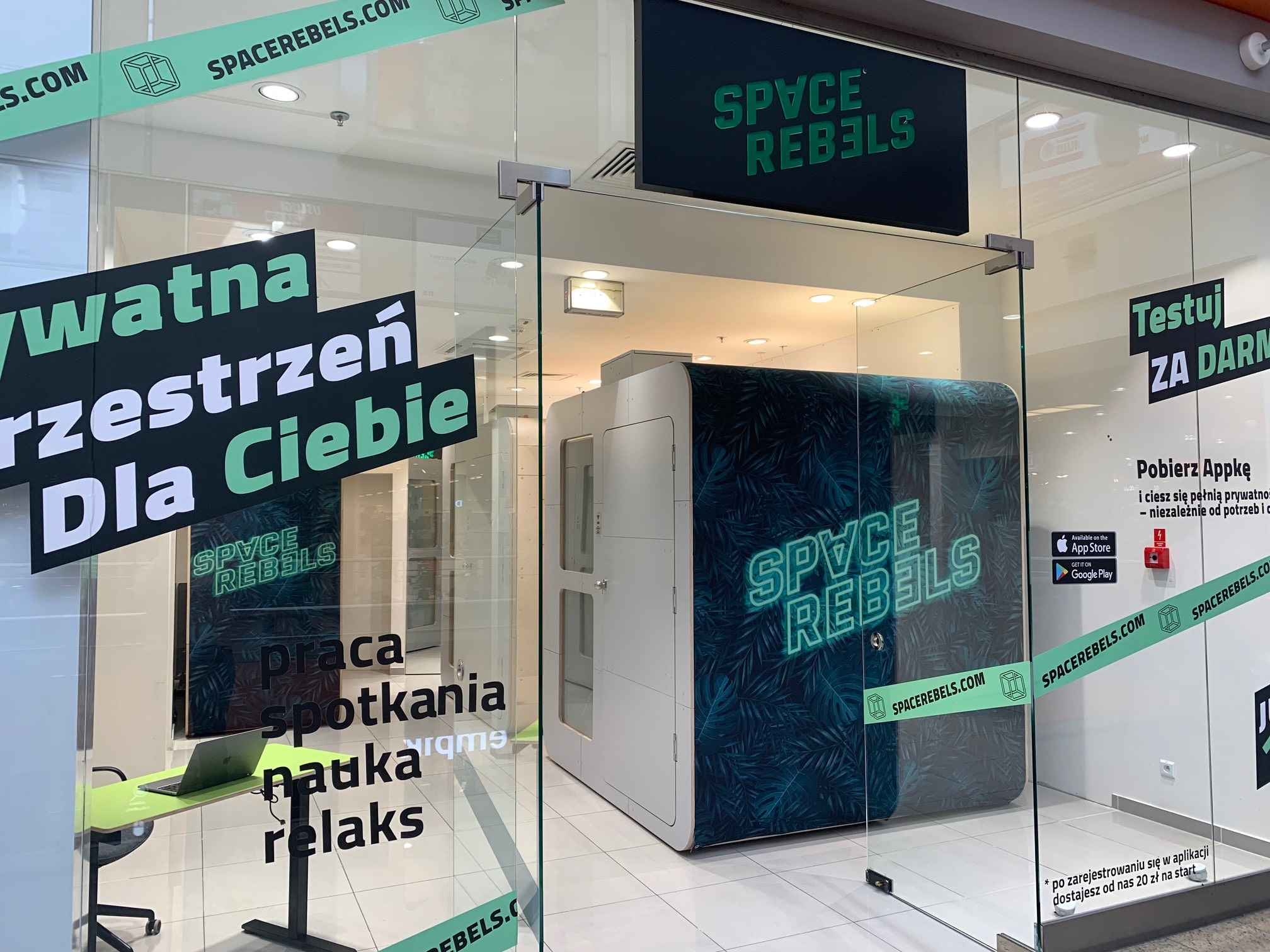 Space Rebels cube