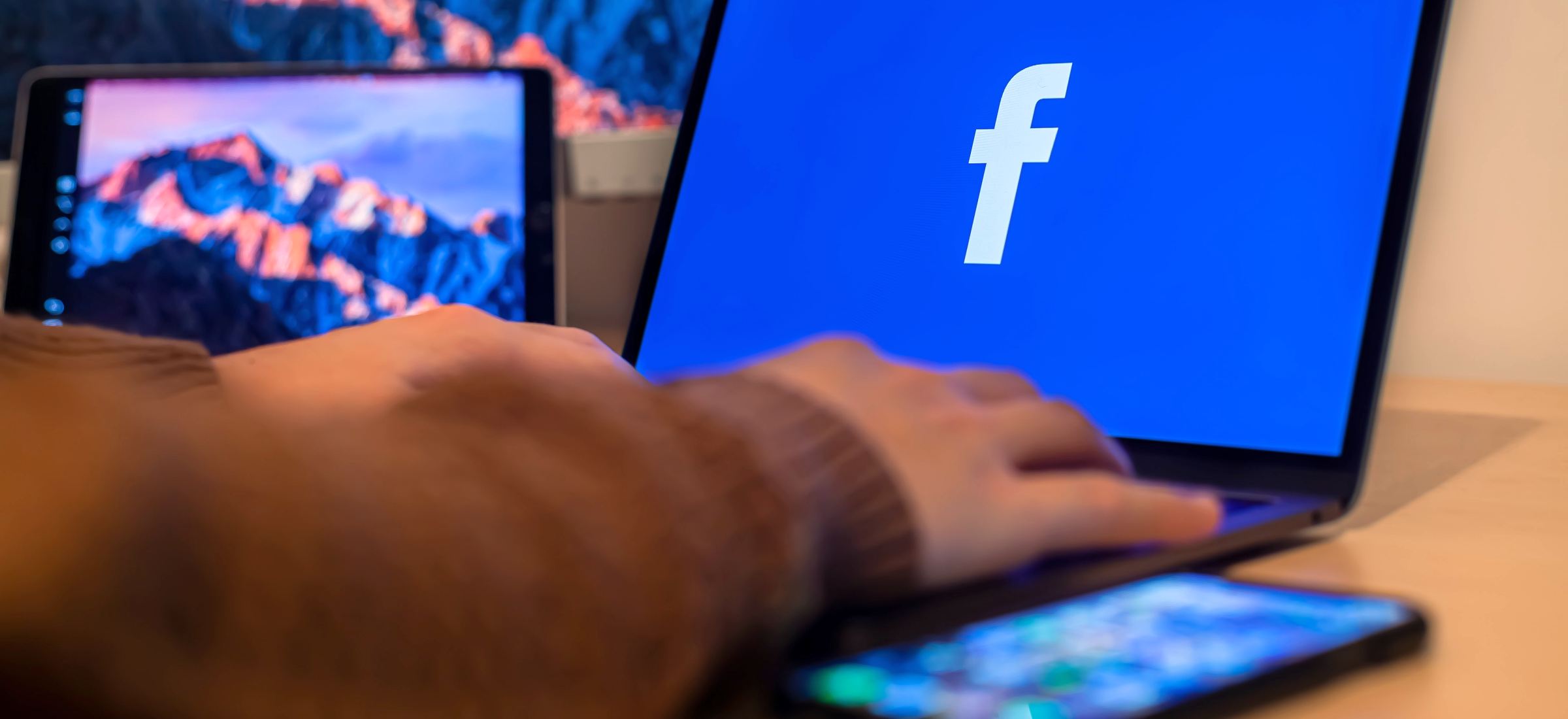 Jak utworzyć stronę na Facebooku? Poradnik krok po kroku