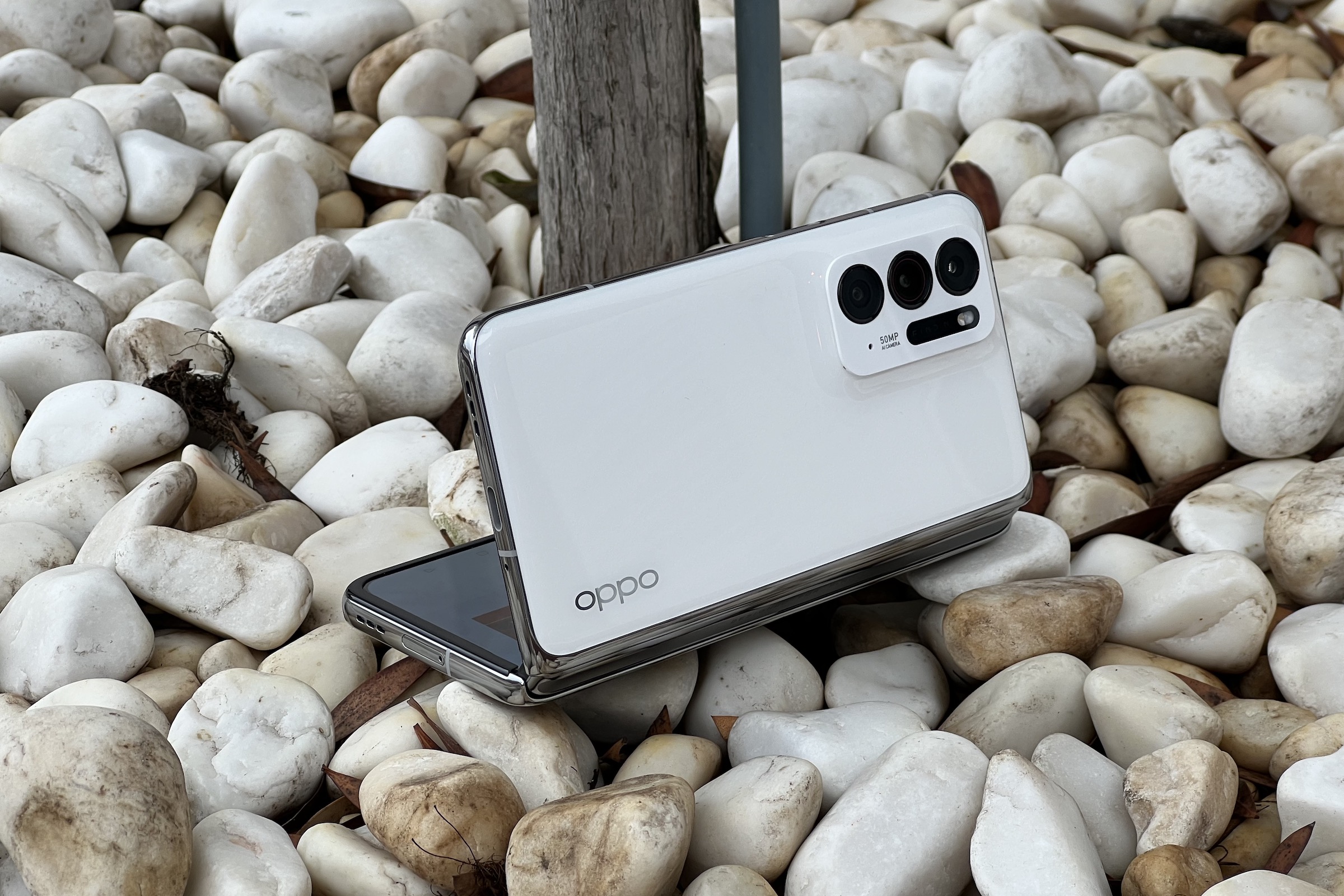 oppo find n skladany smartfon 0