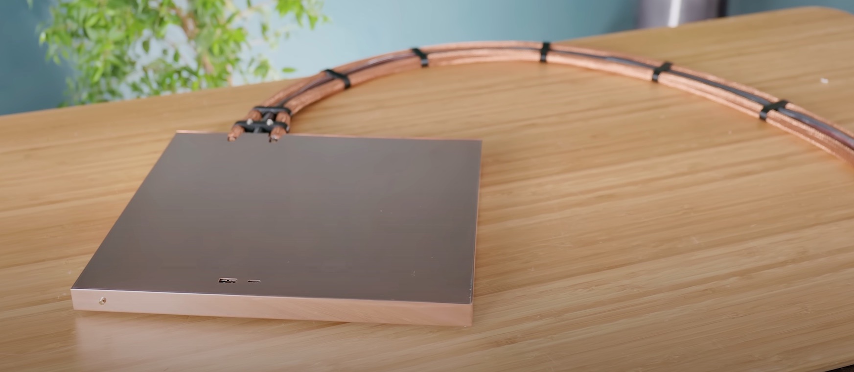PlayStation 5 Slim w wersji zrób to sam. Ma tylko 2 cm wysokości