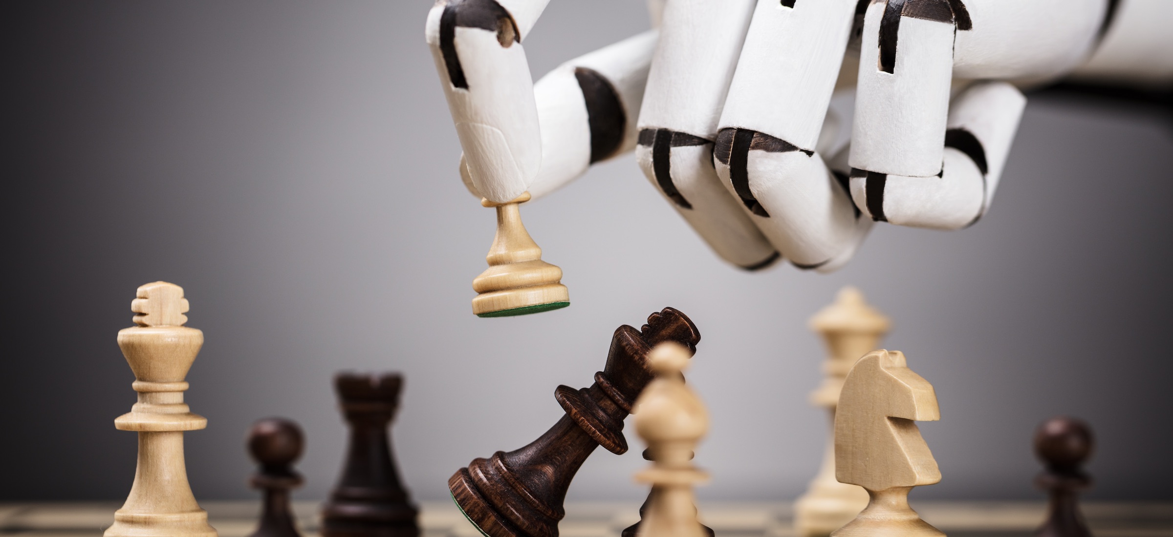 Rosja: robot połamał palec siemioletniemu szachiście