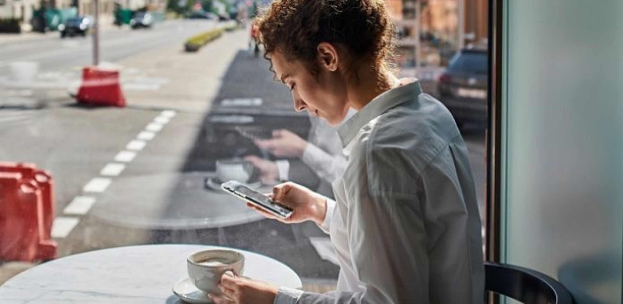 Bank Pekao udostępnił aplikację mobilną dla firm. Oto PeoBIZ
