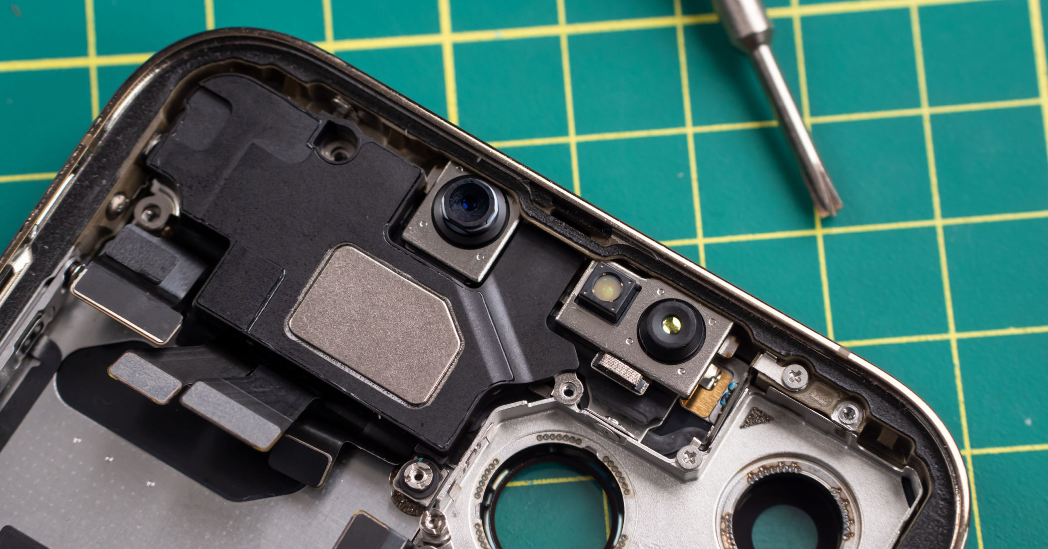Swojego iPhone'a naprawisz samodzielnie. W Polsce rusza usługa Apple Self Service Repair