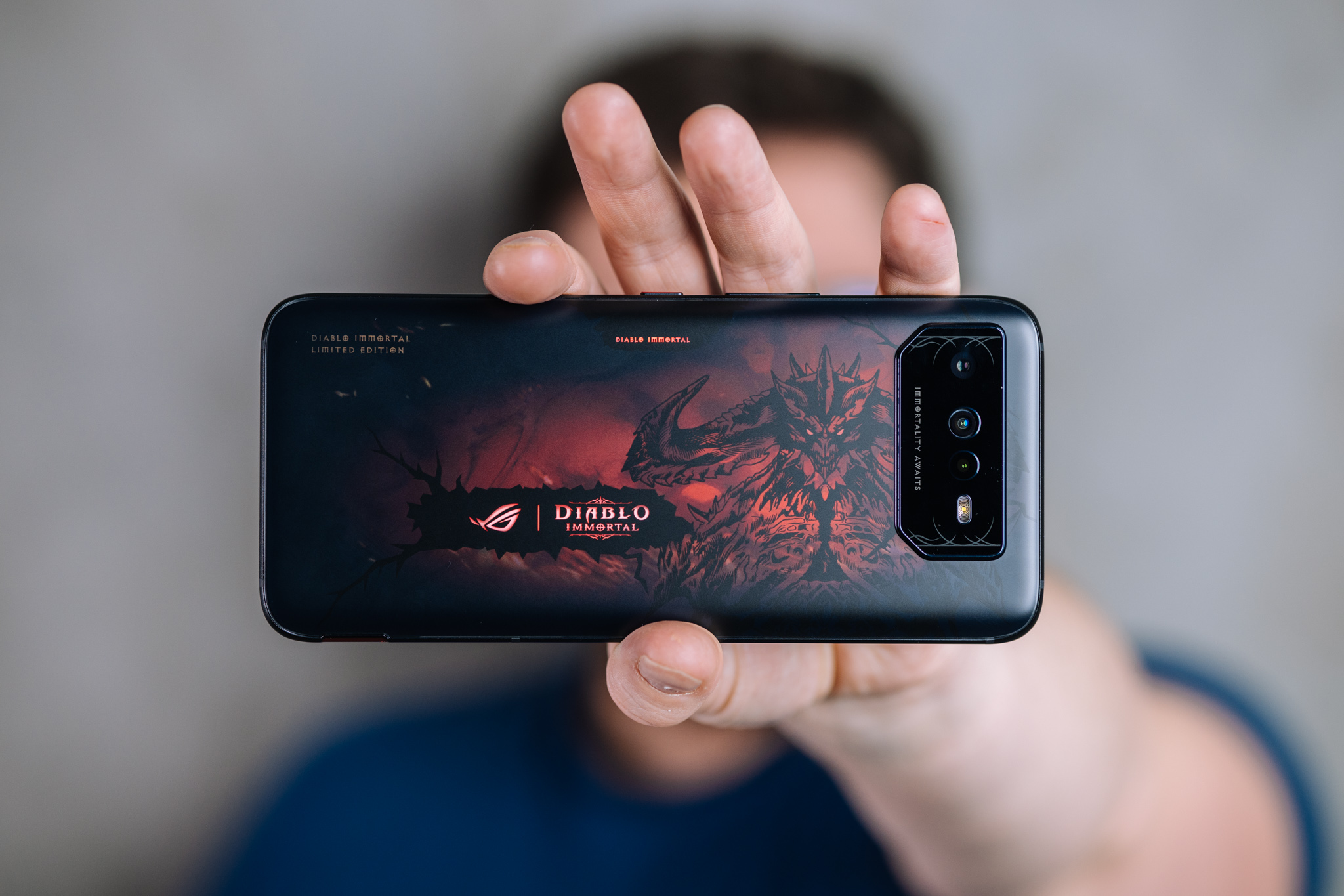 Asus ROG Phone 6 Diablo Immortal Edition to piekielnie dobry telefon