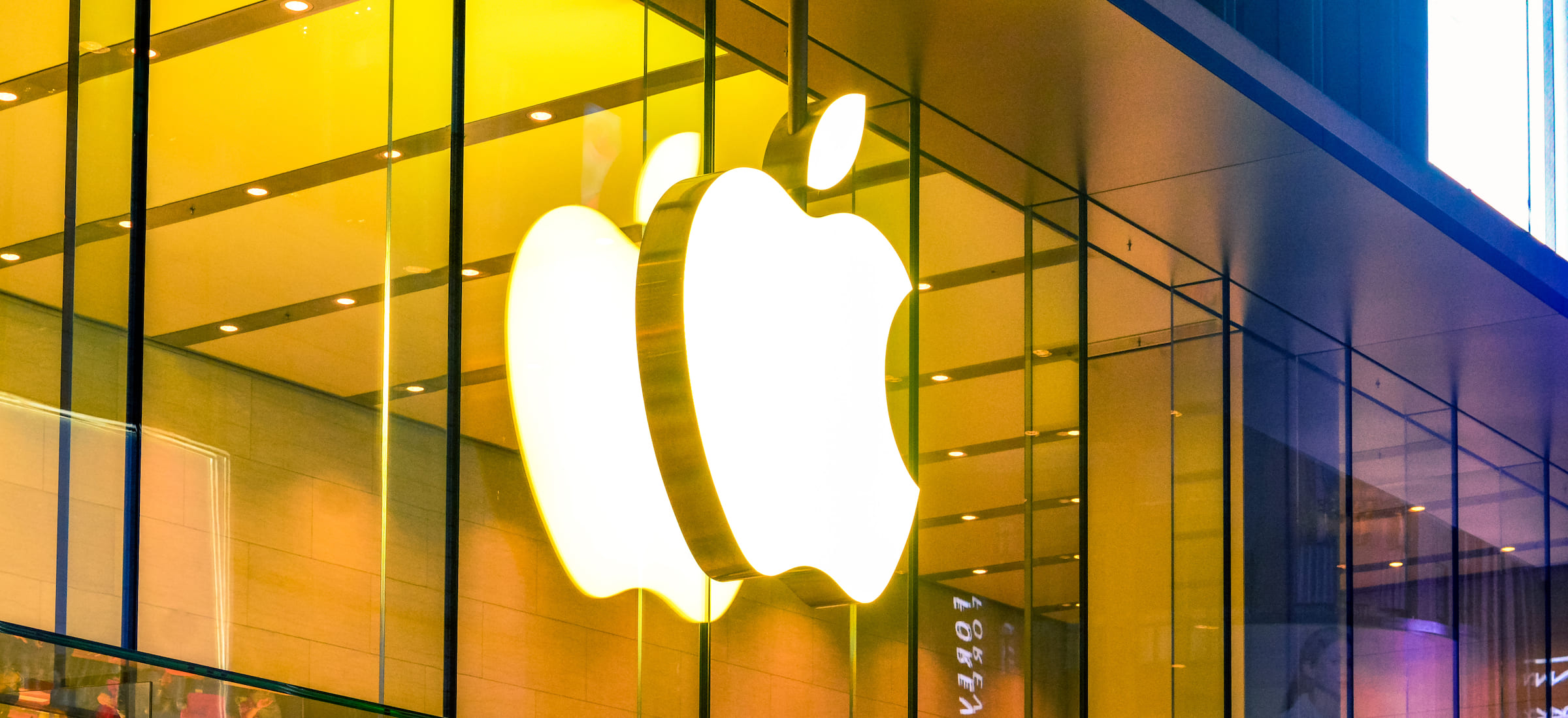 Zamknęli sklep Apple, bo ludzie się w nim zabijali. To nie czarny humor, to Ameryka