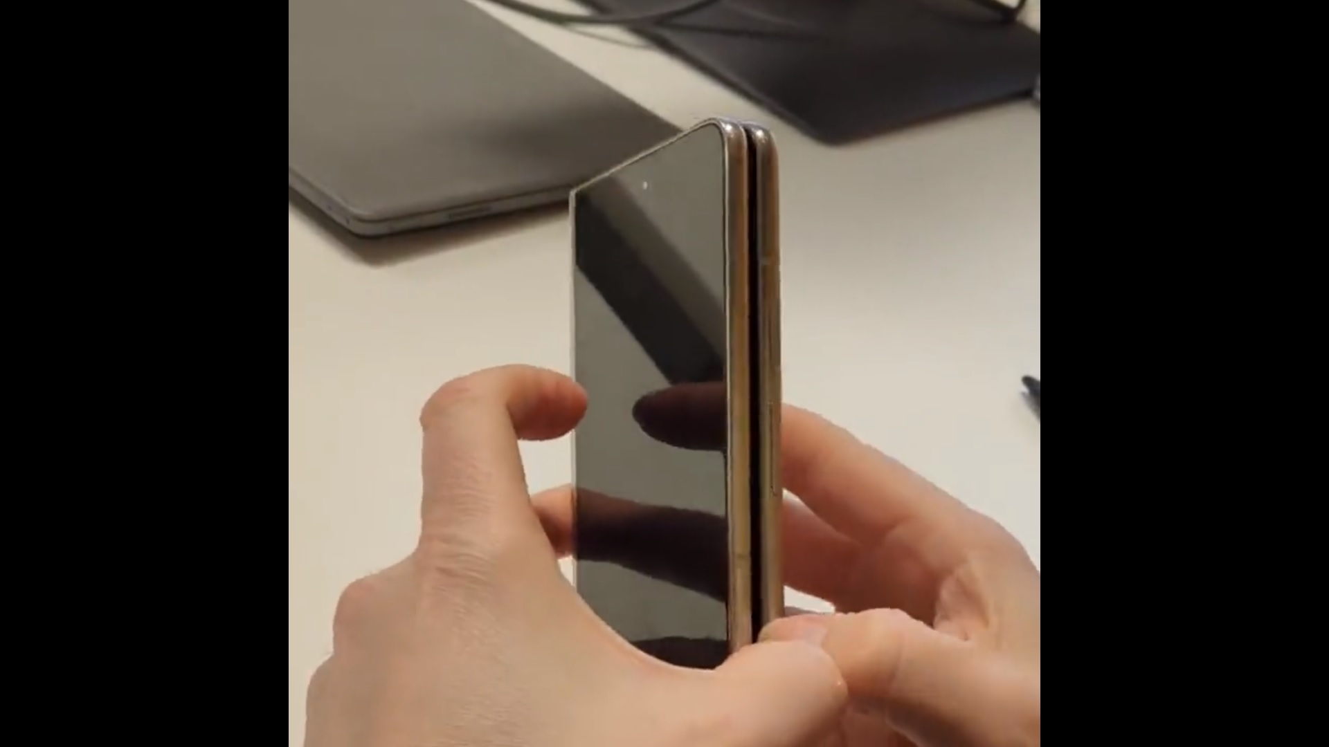 pixel fold wygląd