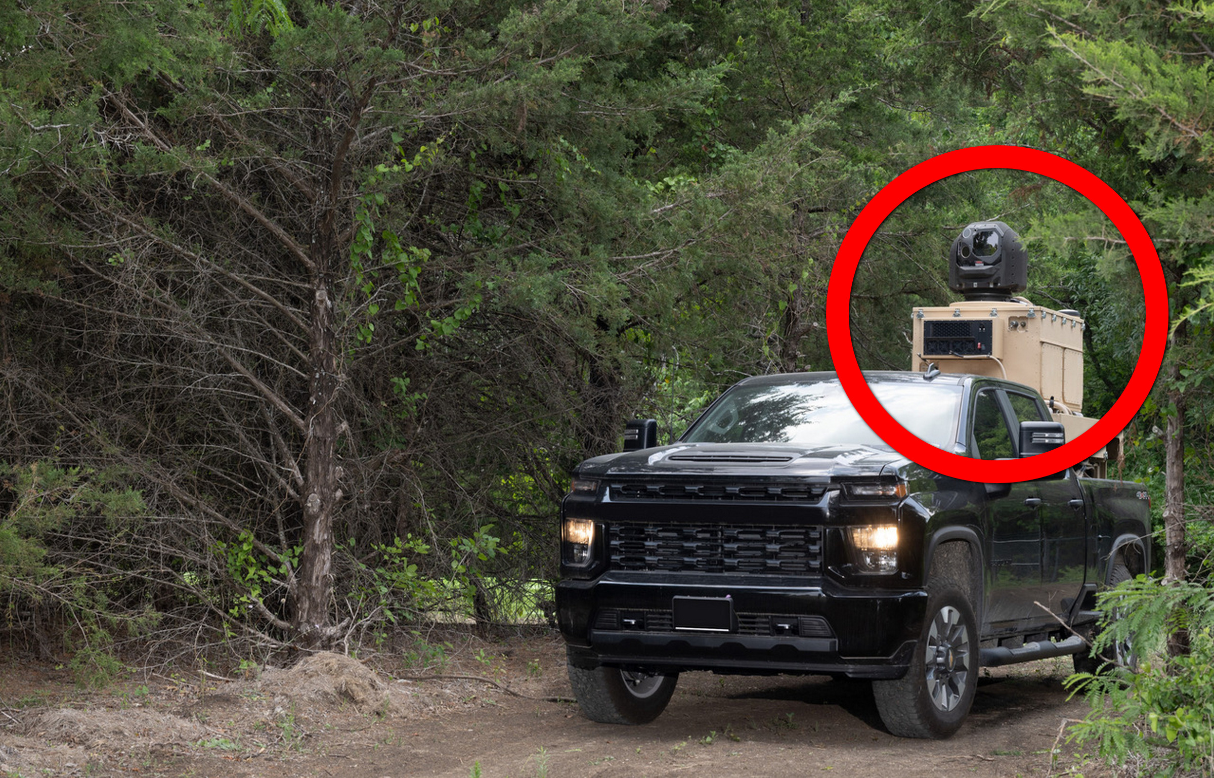 H4 - nowy laser dla wojsk USA. Wrzucasz na pakę, bierzesz pada do ręki i smażysz roje dronów