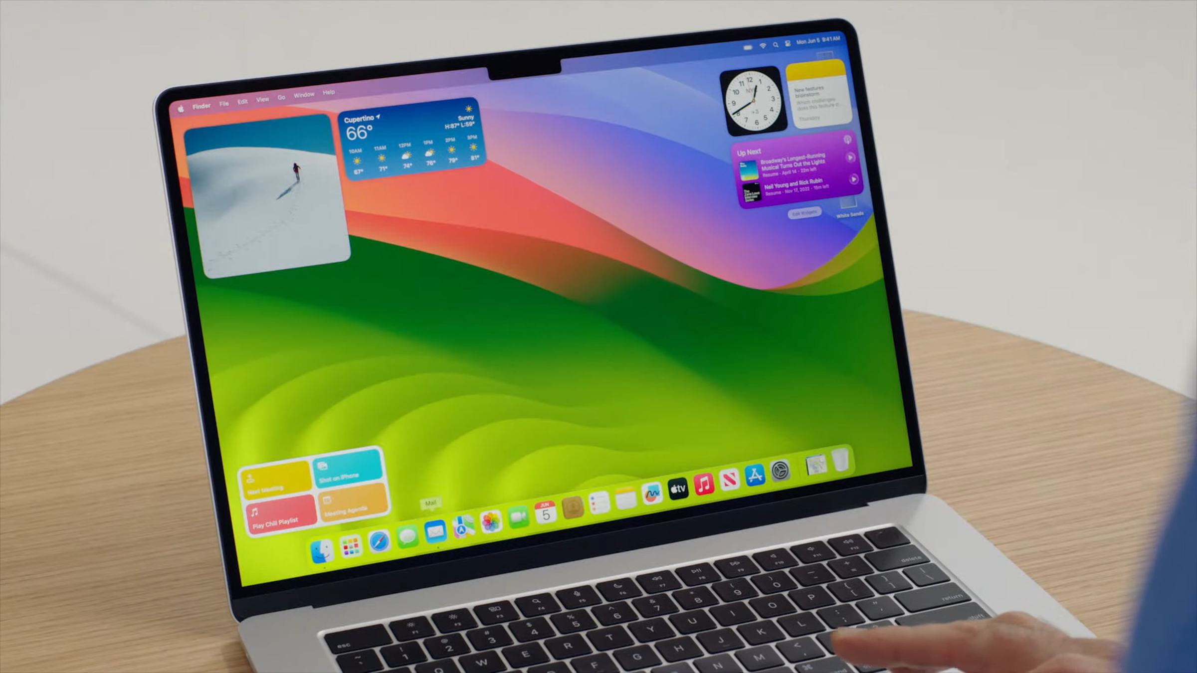 Całe życie korzystam z Windowsa. Spróbowałem macOS i poczułem się jak jaskiniowiec