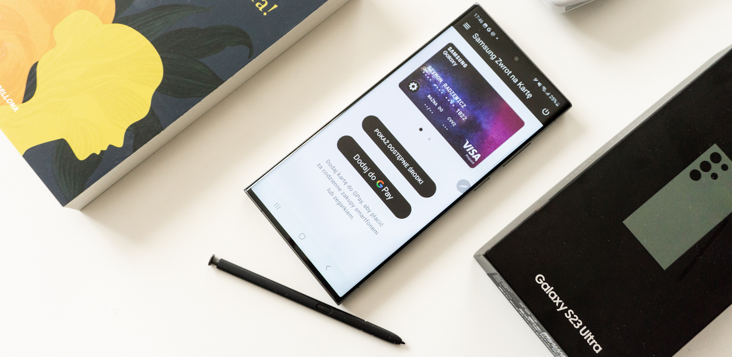 Samsung rezygnuje z ekranów, które wciskał latami. Nowy Galaxy już ze zwyklackim wyświetlaczem