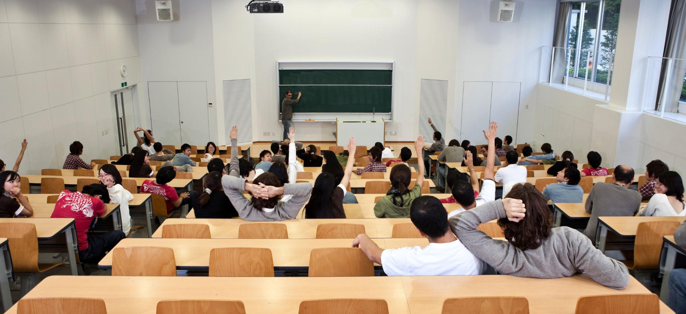 Zostali pokazowo ukarani. Studenci skorzystali z nielegalnej pomocy, wszystkie prace do kosza