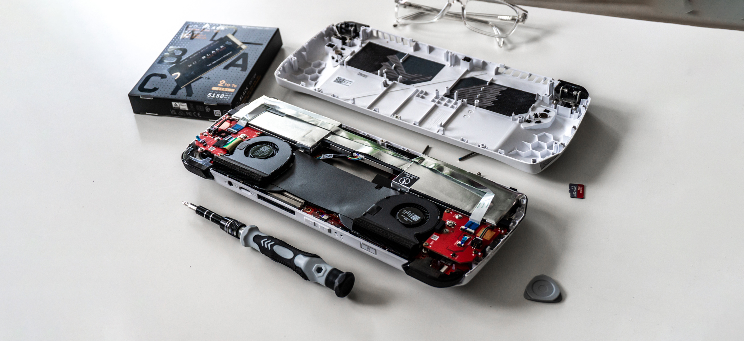 Pacjent przeżył. Wymieniłem dysk w ASUS ROG Ally i mam luksus