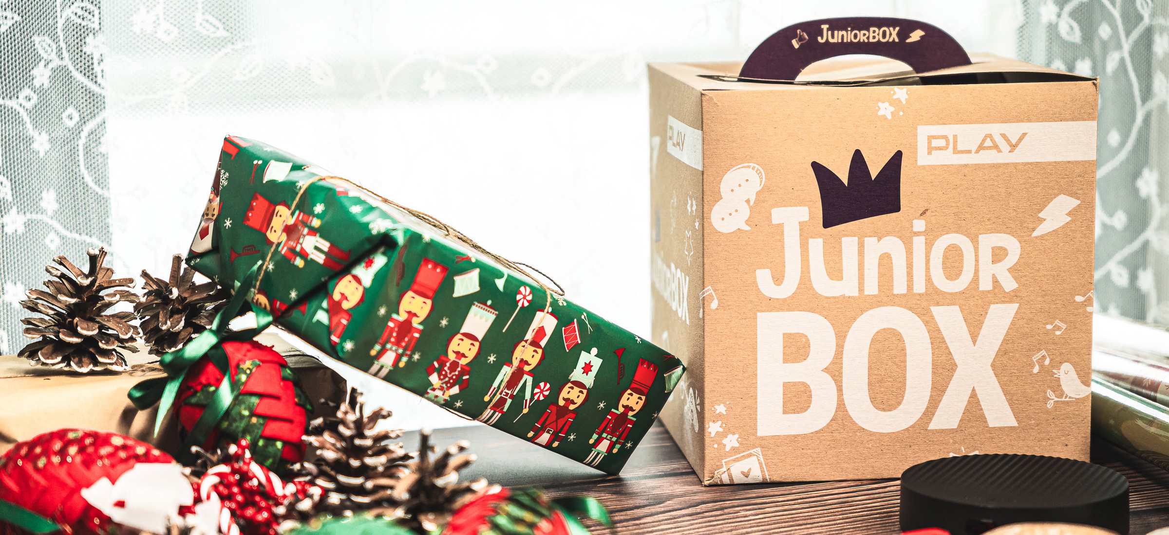 play junior box