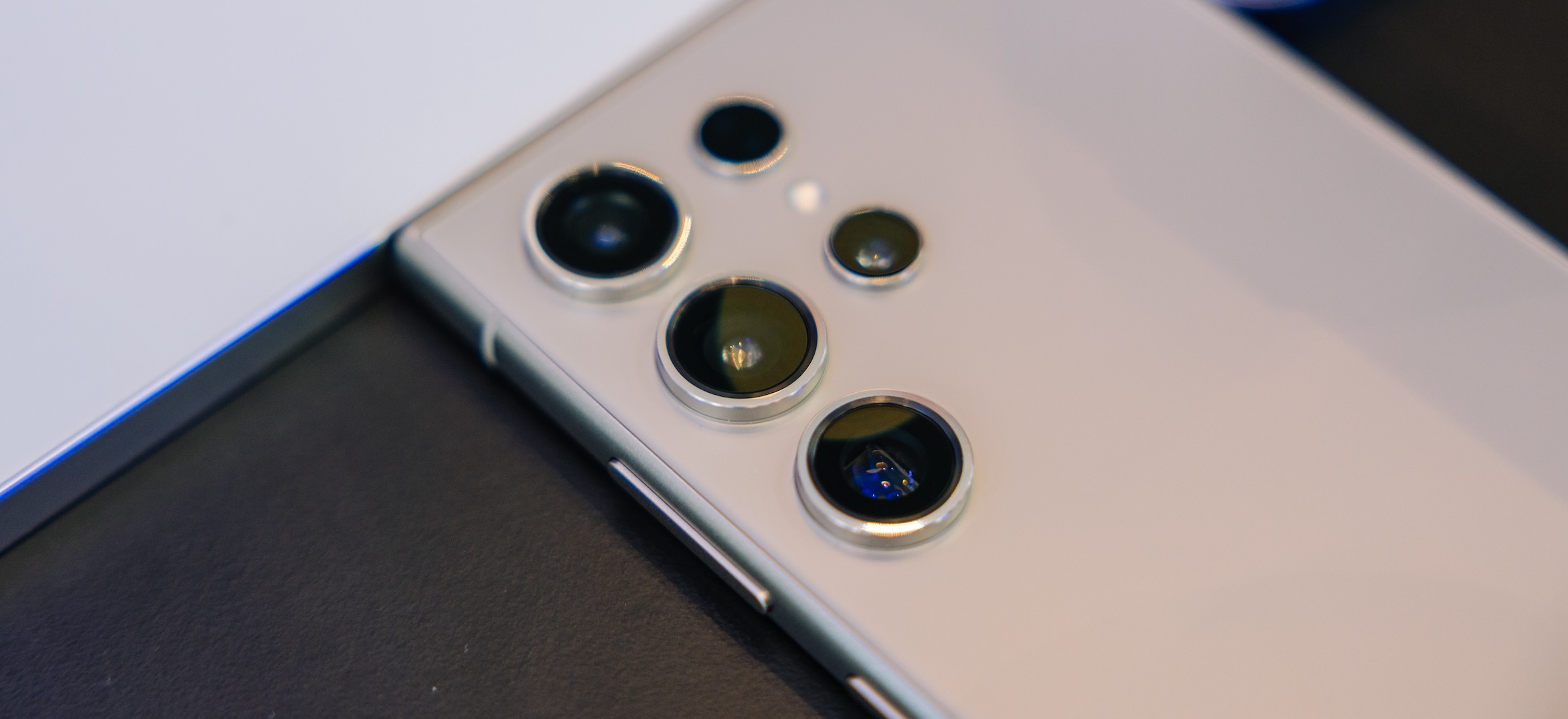 Smartfony nie stoją w miejscu. Samsung pokazał, że się rozwijają