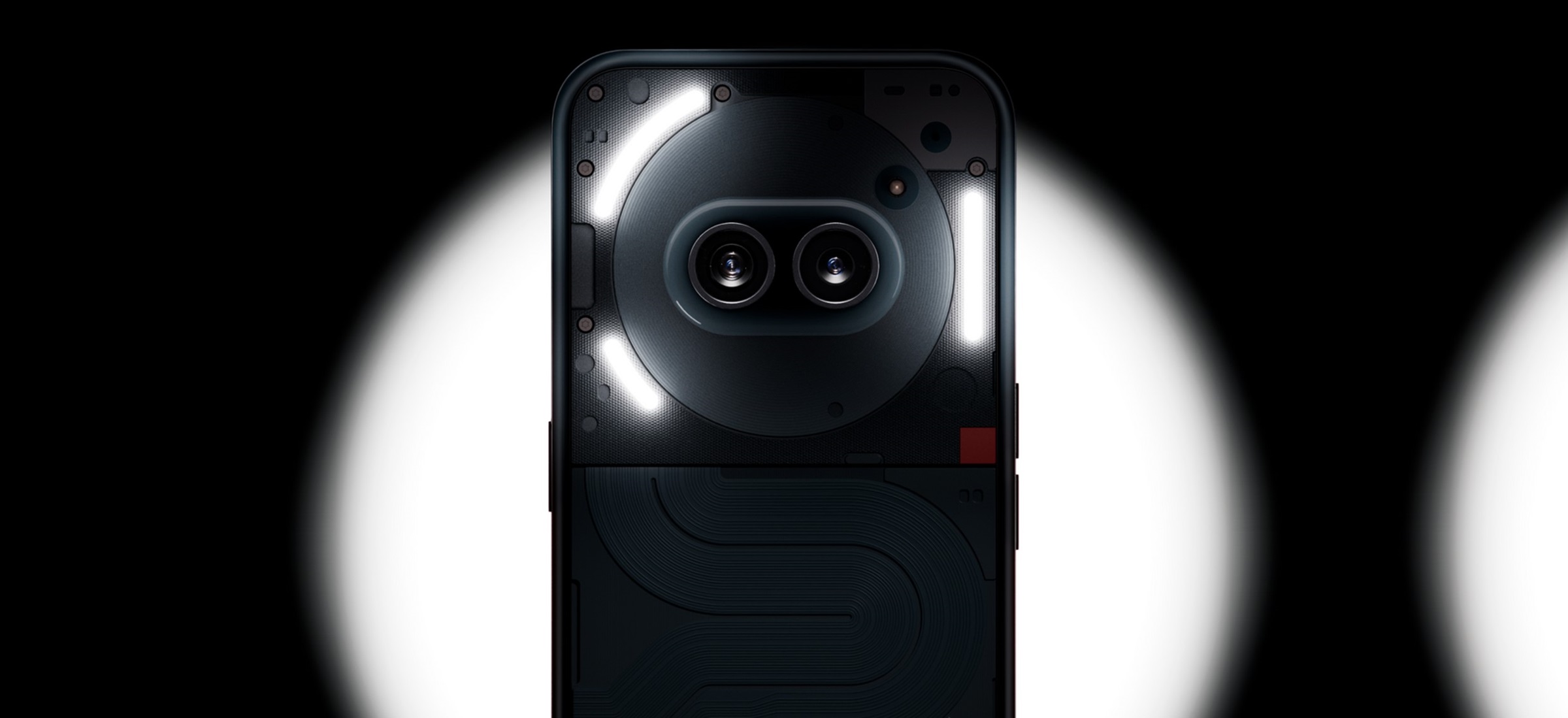 Android 15 wleciał na smartfony Nothing. Oto co się zmienia