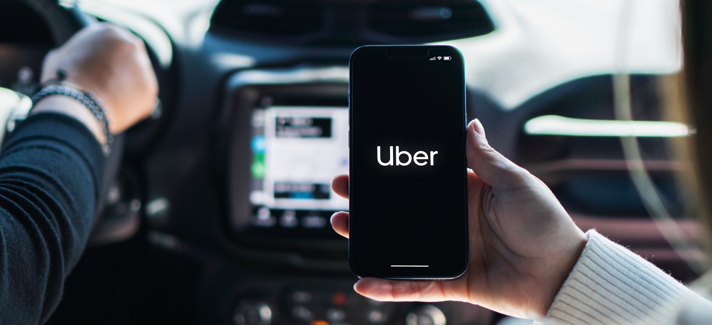 Będzie można bez opłat anulować przejazd w Uberze. Jest jeden warunek