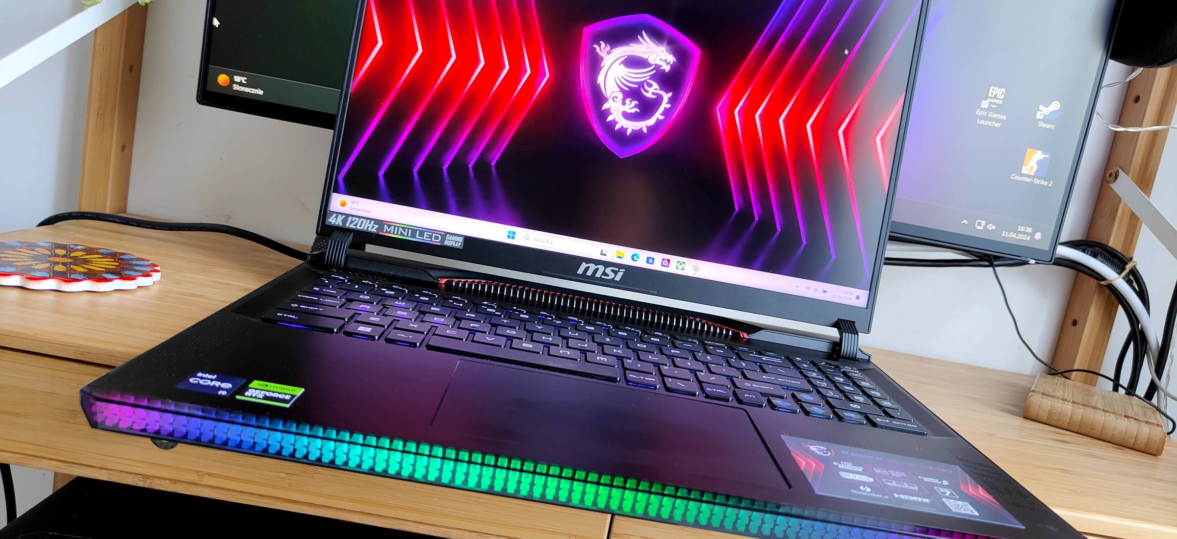 MSI Raider GE68 HX 14V. Bez wątpliwości - to najlepszy laptop dla graczy