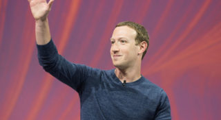 Szef Facebooka mówi, że potrzebuje bardzo dużo pieniędzy. Ale obiecuje cuda