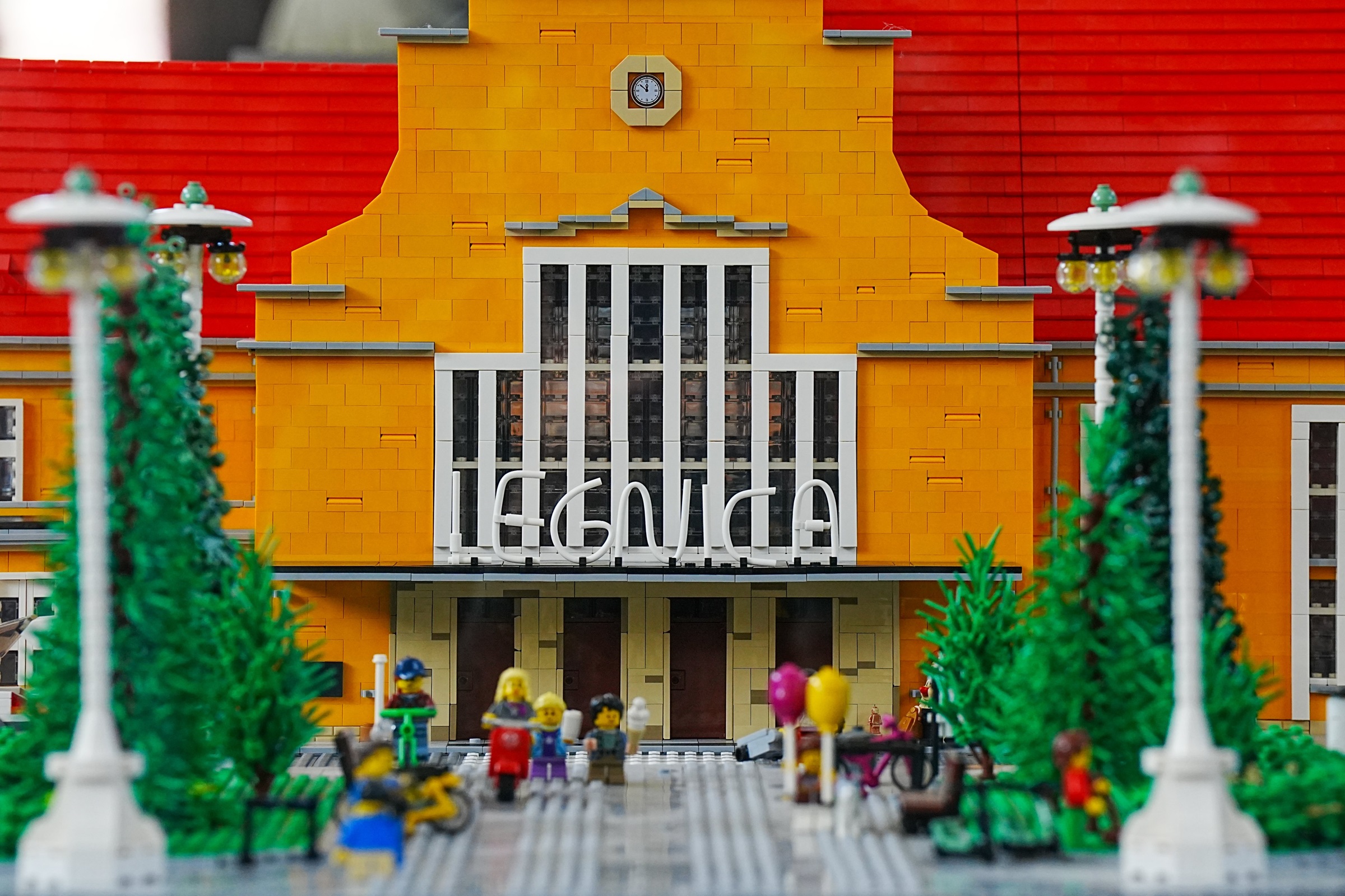 dworzec z lego