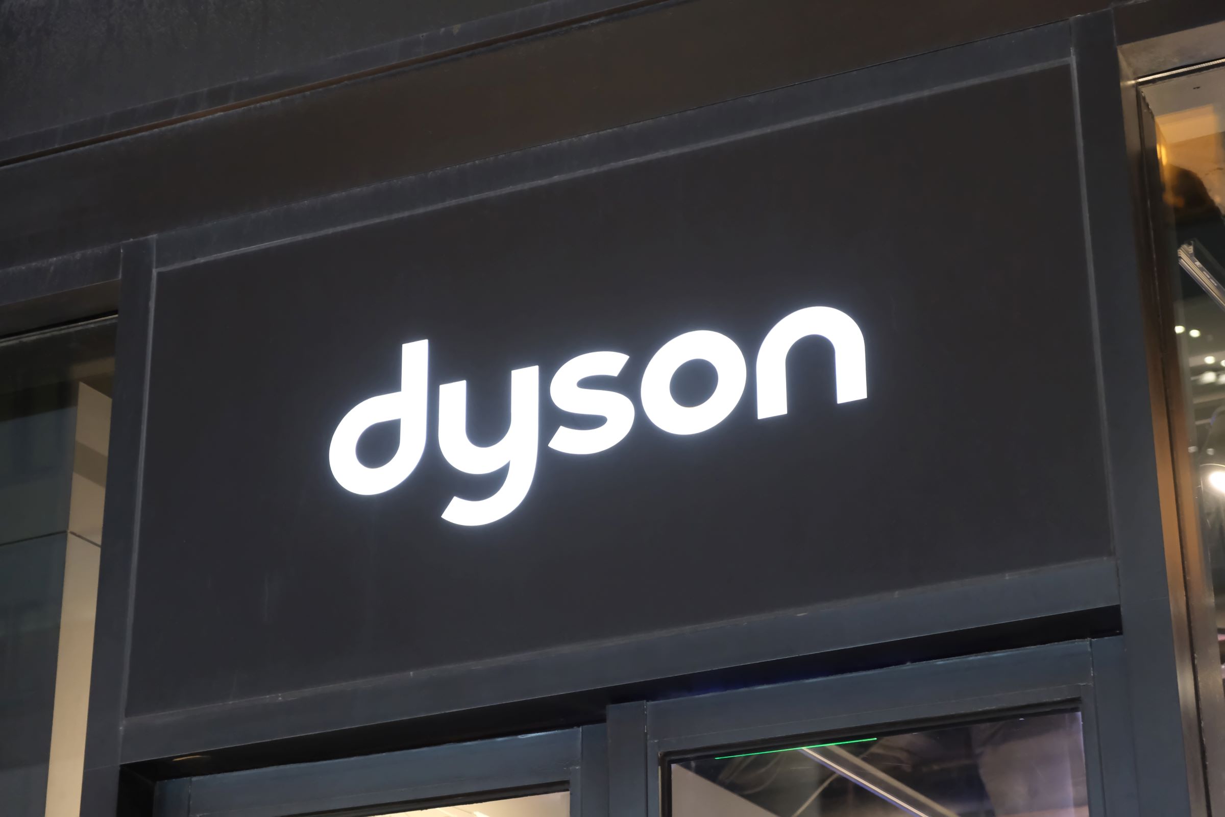 Dyson OnTrac już tu są. Najnowsze słuchawki robią wrażenie