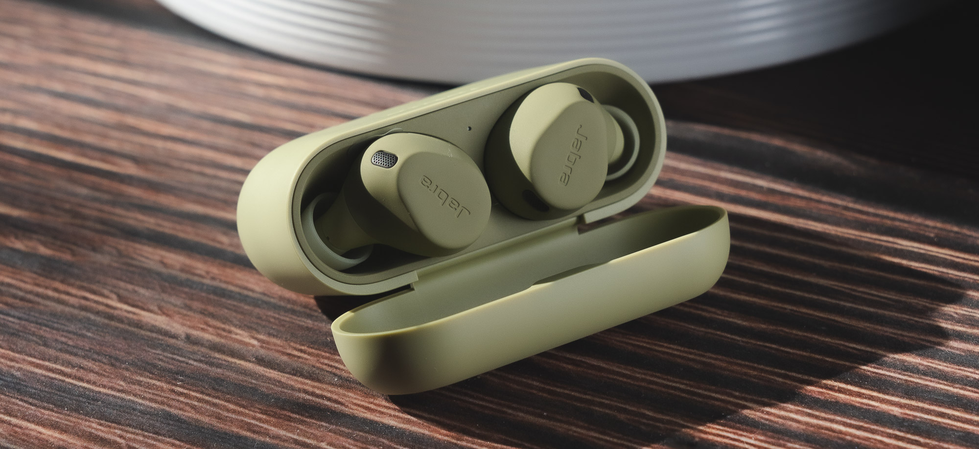 Jabra Elite 8 Active Gen 2, czyli jak poprawić słuchawki, które są świetne - recenzja