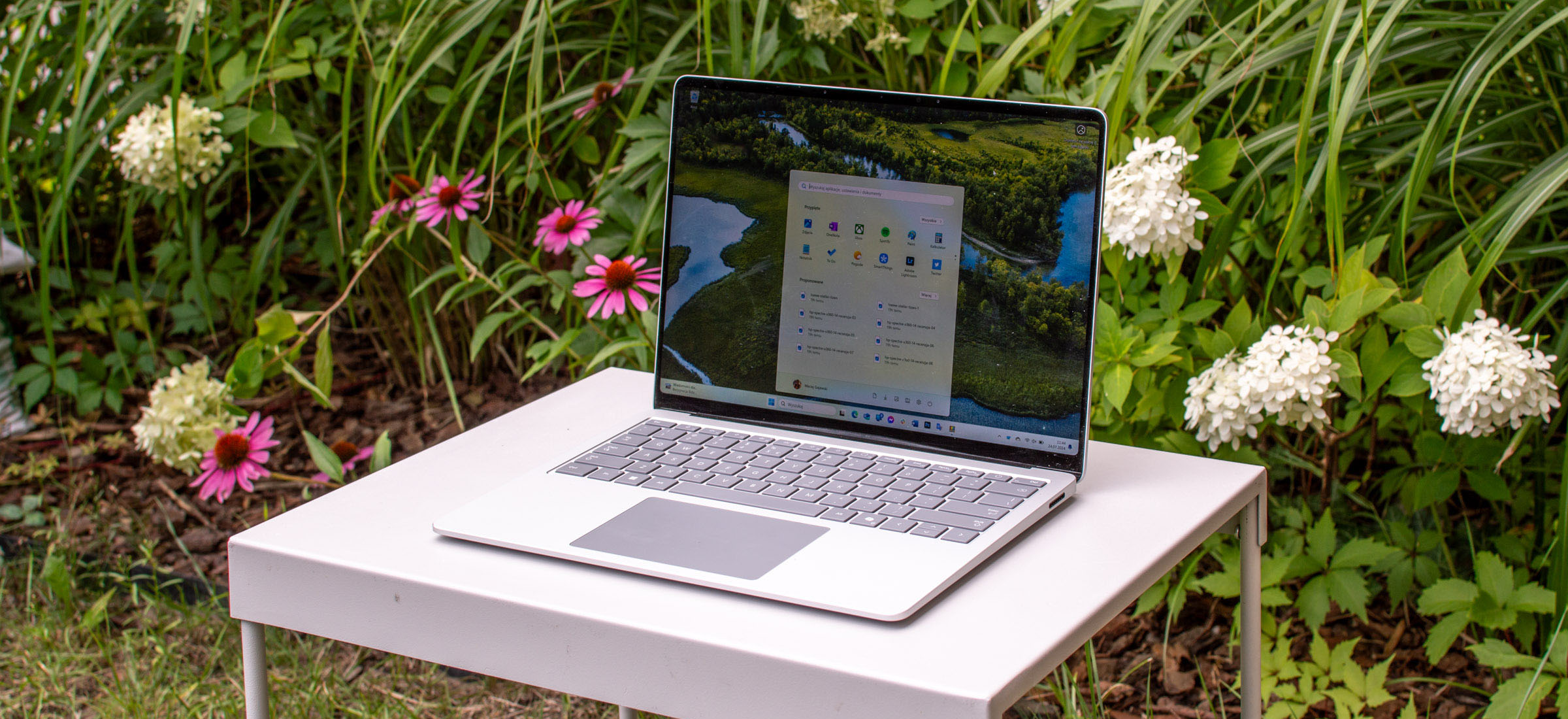 Surface Laptop (2024)