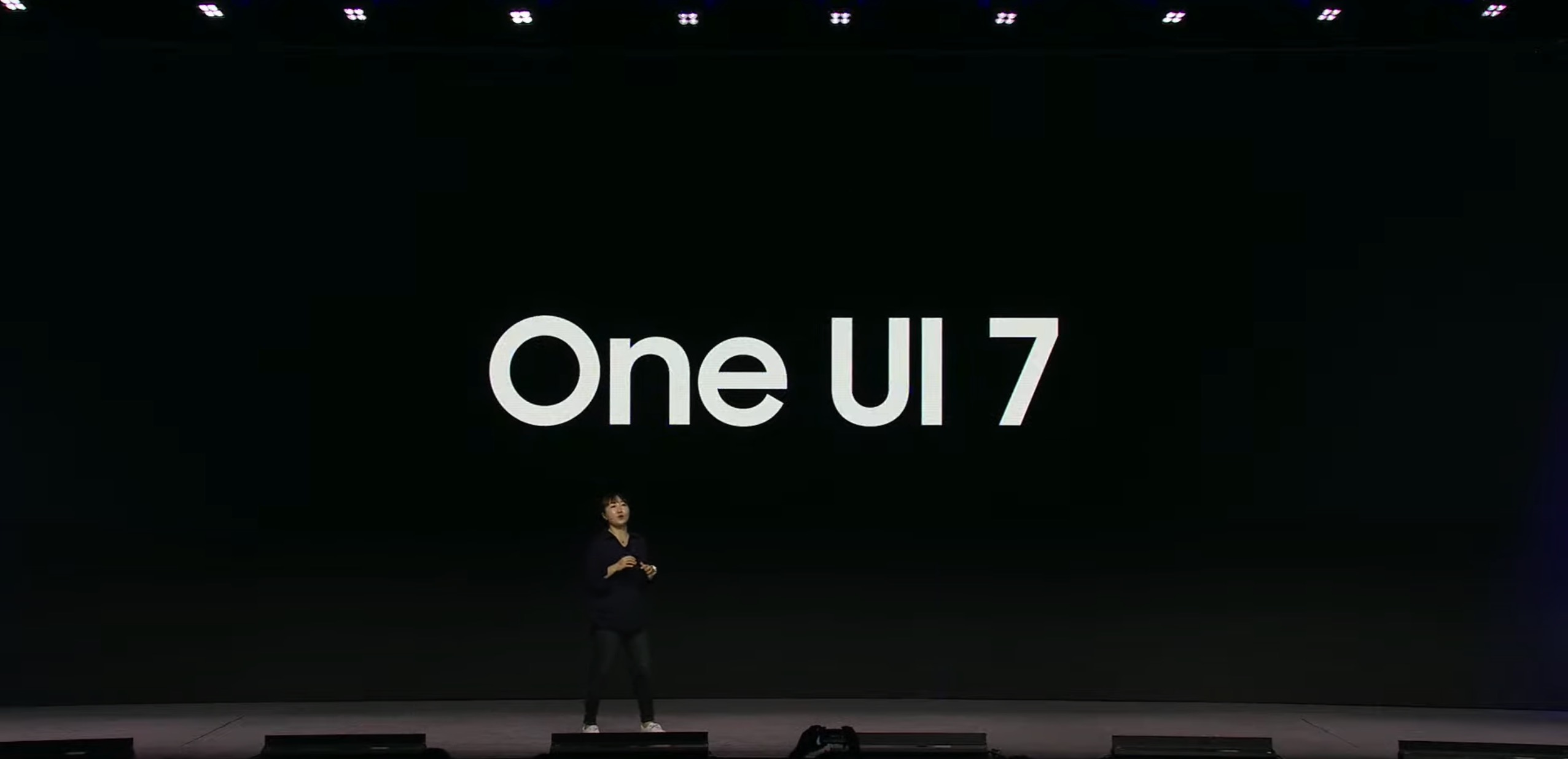 Pokazał One UI 7.0, mimo że nie powinien. Tak wygląda Android 15 Samsunga na żywo