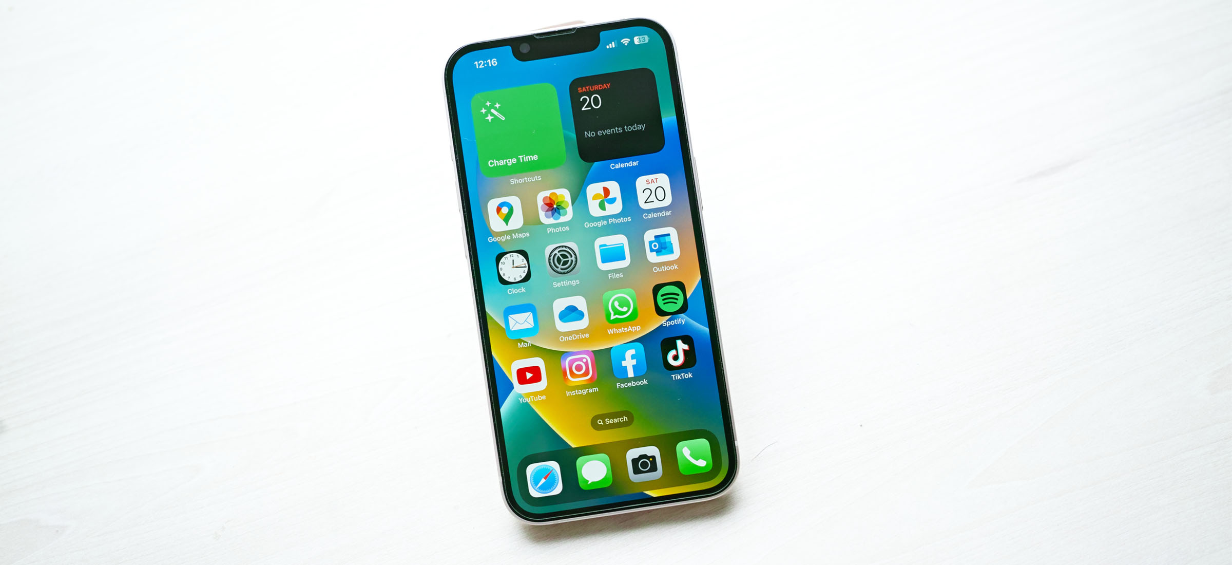 Europejski sprzedawca potwierdził taniego iPhone'a SE 4. Kiedy premiera?