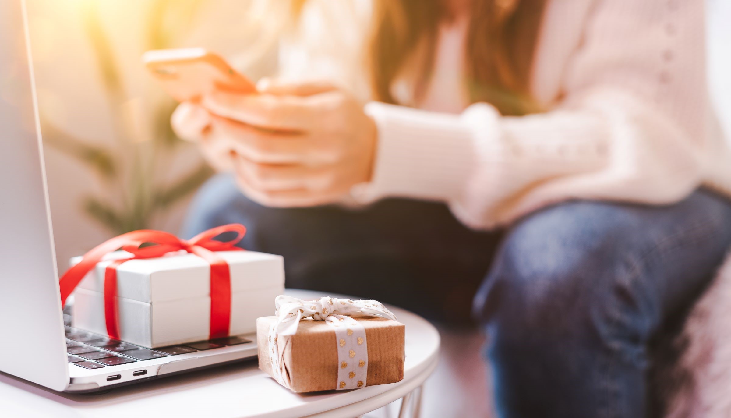 Zrób prezent sobie i bliskim. Tablety, zegarki i słuchawki HUAWEI w niskich cenach na Black Friday