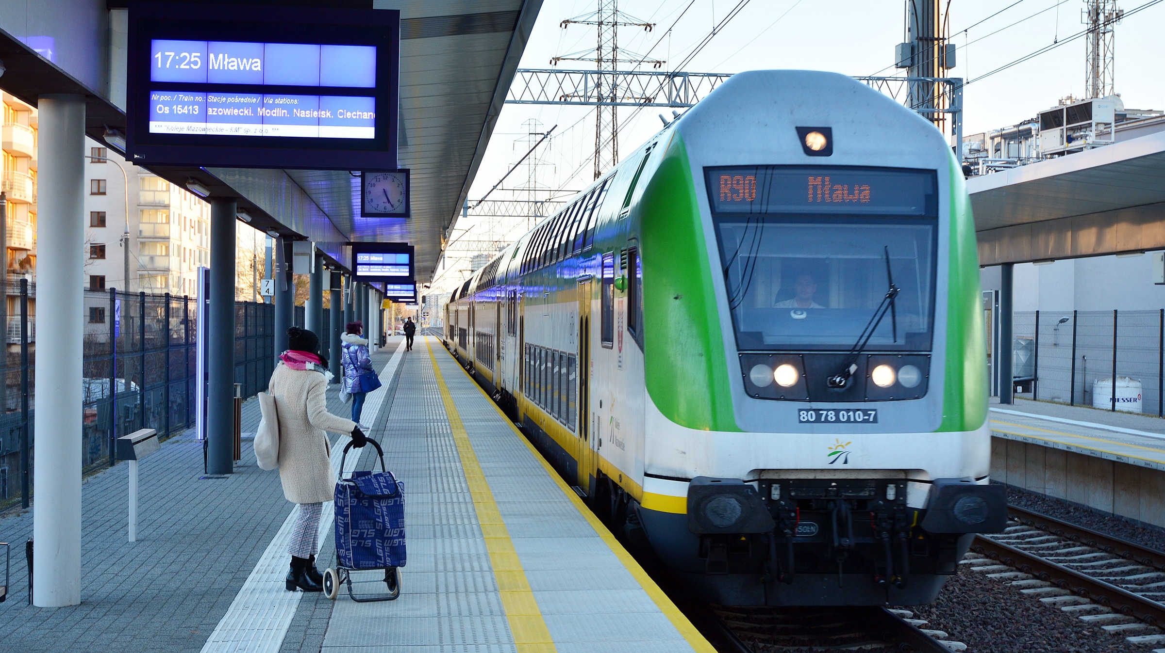 Piętrowe pociągi rozgoszczą się na polskich torach. Nie tylko PKP Intercity jest nimi zainteresowane