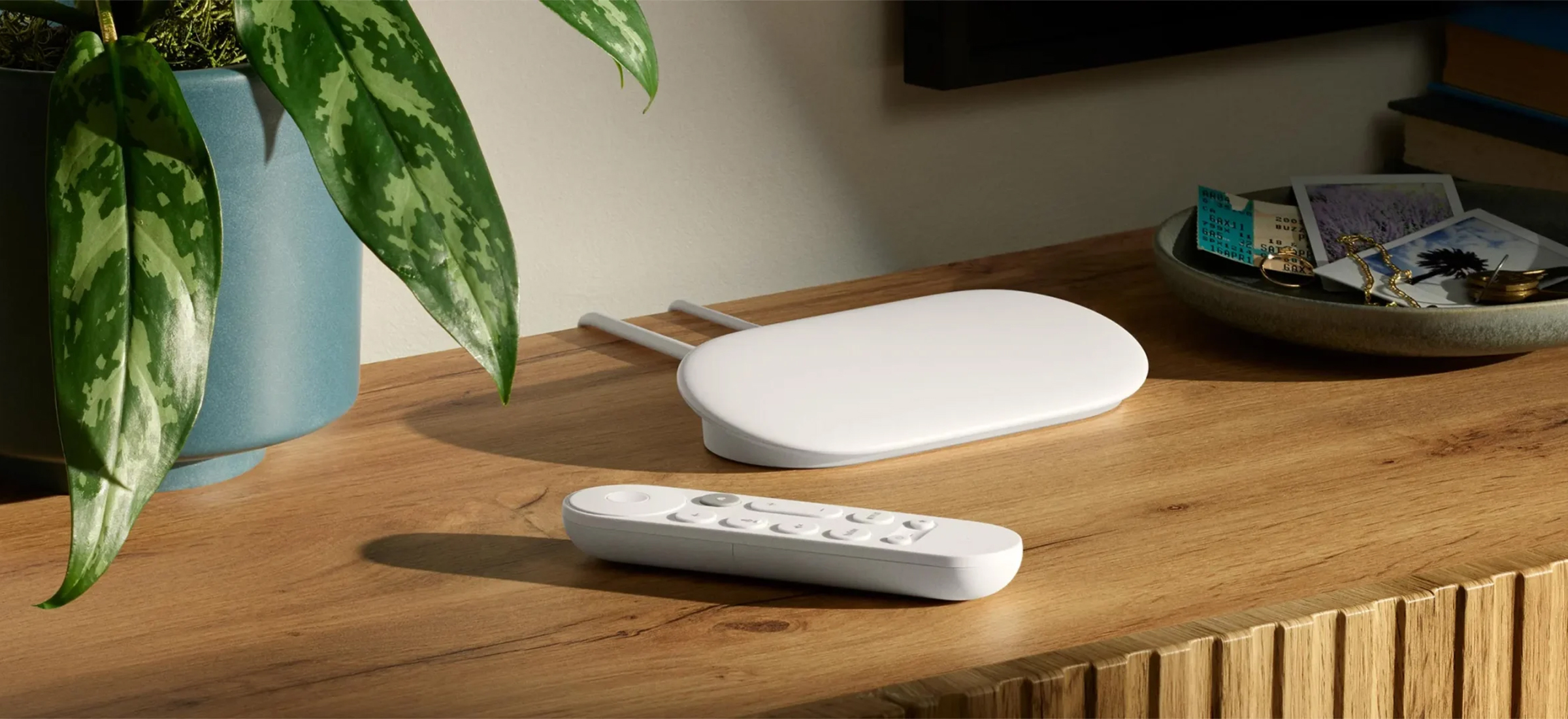 podświetlane piloty Google TV