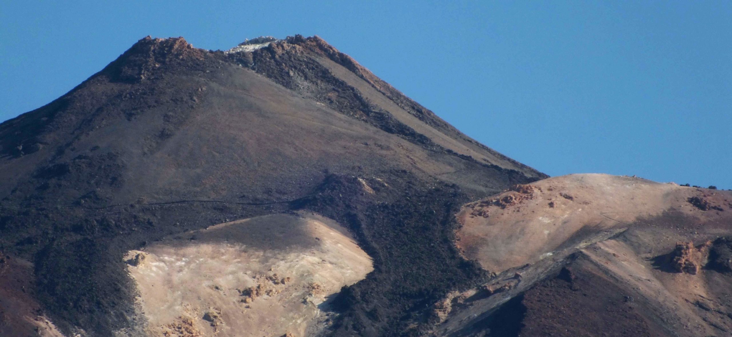 Coś dziwnego dzieje się z wulkanem na Teneryfie. Szykuje się bardzo poważna erupcja
