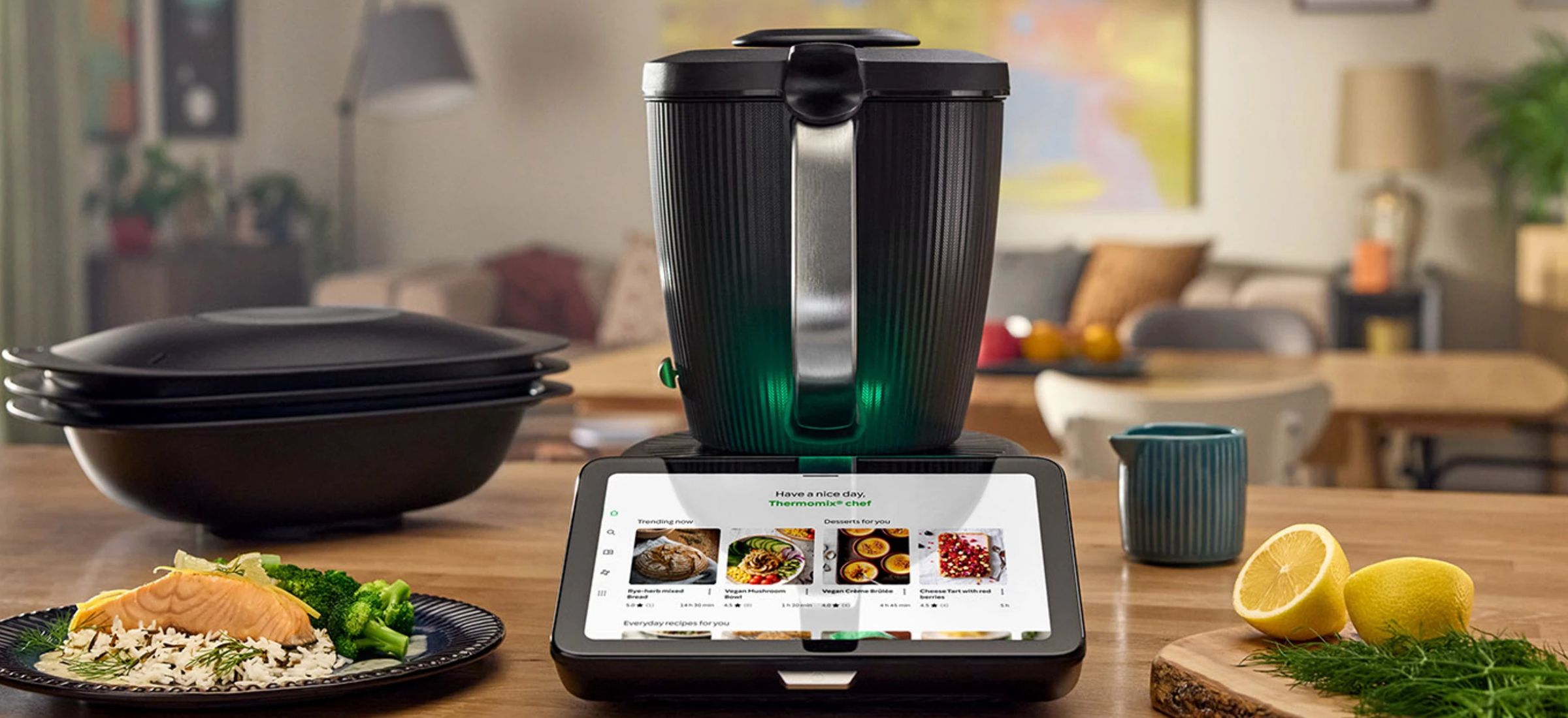 Nowy Thermomix ma wielki ekran. Sprawdzili, co się stanie, jak uderzysz w niego garnkiem