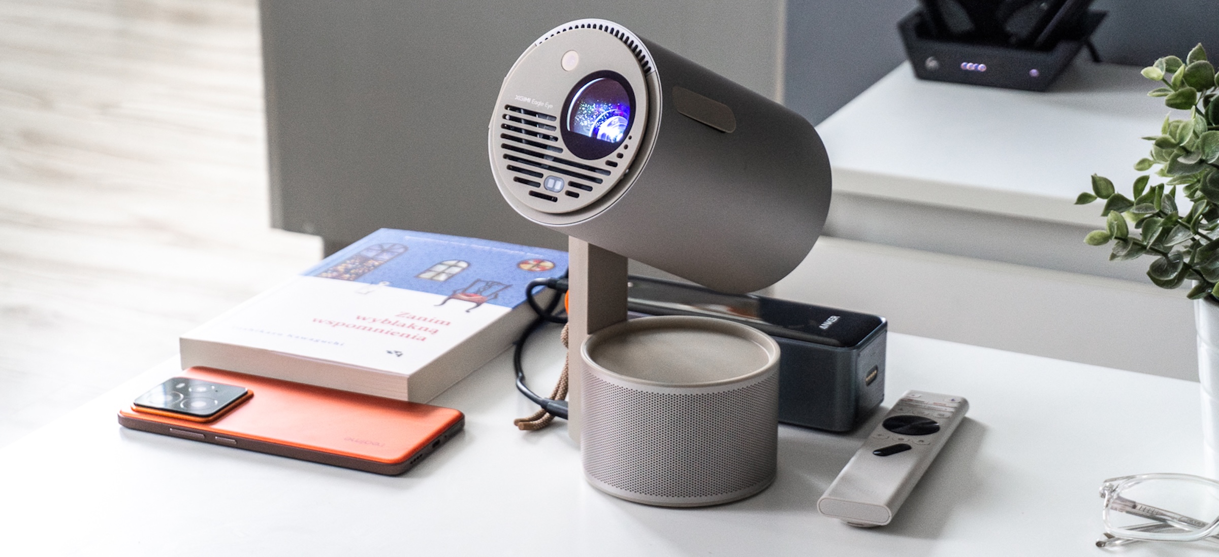 Recenzja przenośnego projektora XGIMI MoGo 3 Pro, który nie daje szans konkurencji. To będzie hit