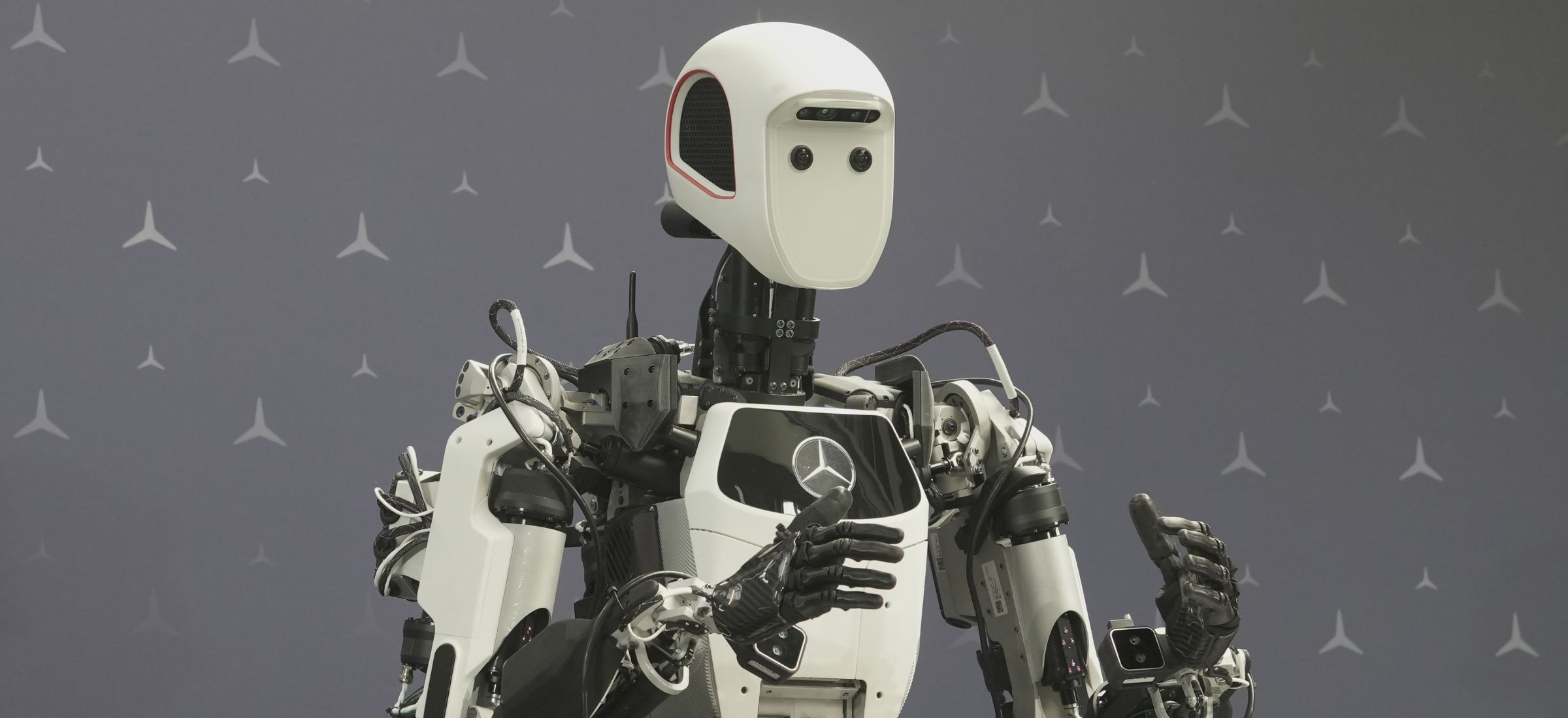 Zobaczyłem robota, który złoży twój następny samochód. I wygląda jak ty