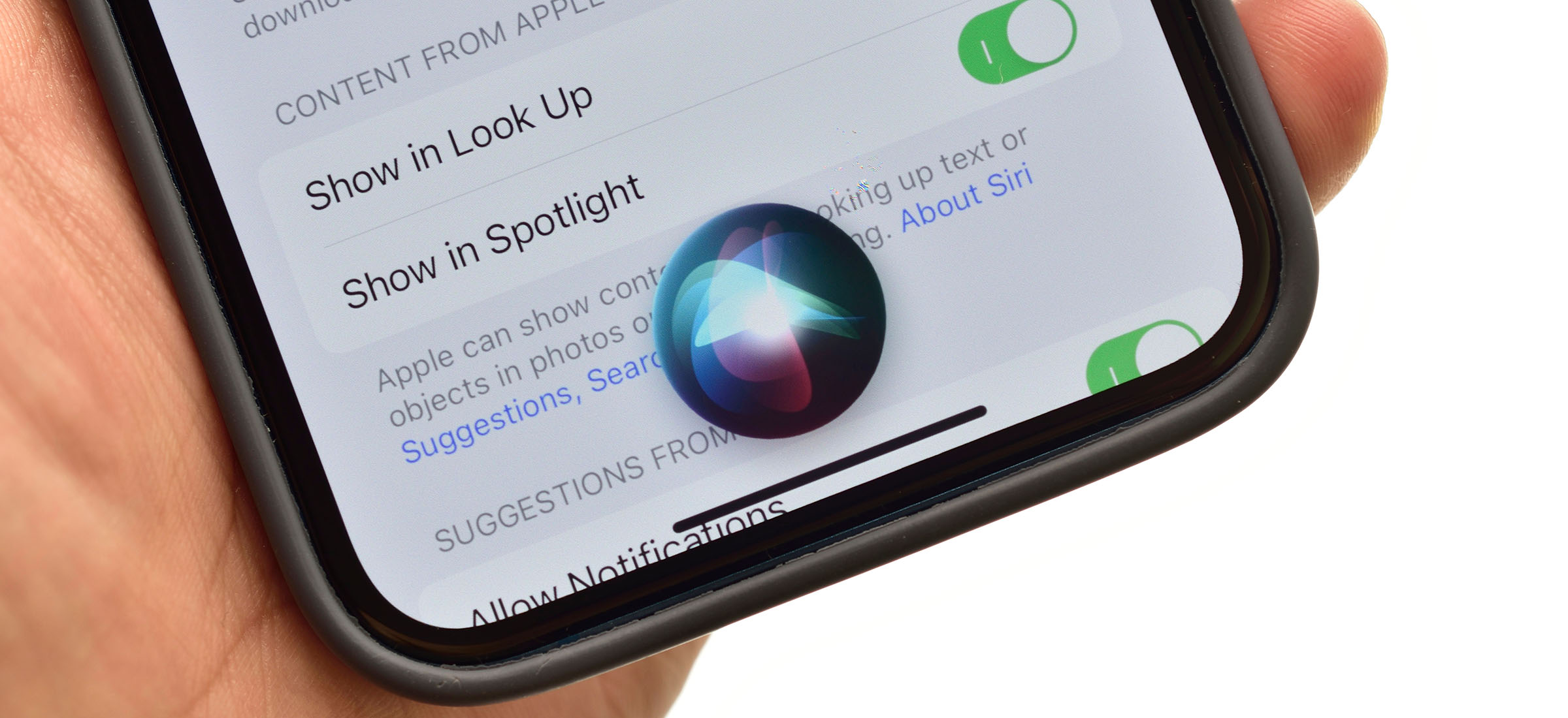 Wielka obsuwa premiery nowego sprzętu Apple'a. Zawiniła mało bystra Siri