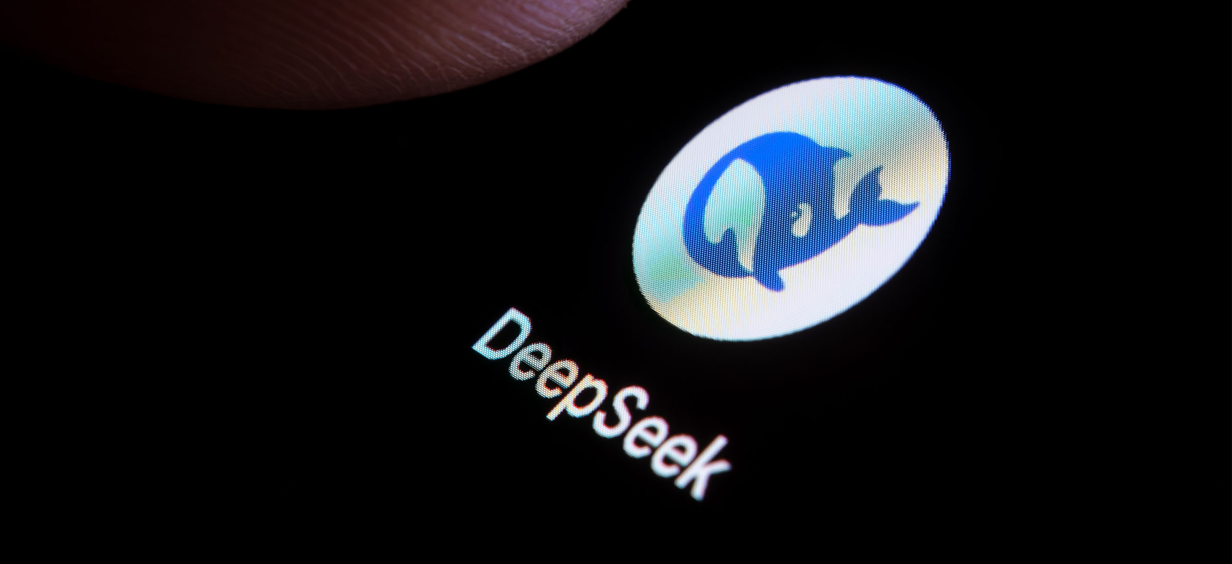 DeepSeek jest niebezpieczny? Ministerstwo Cyfryzacji ostrzega Polaków