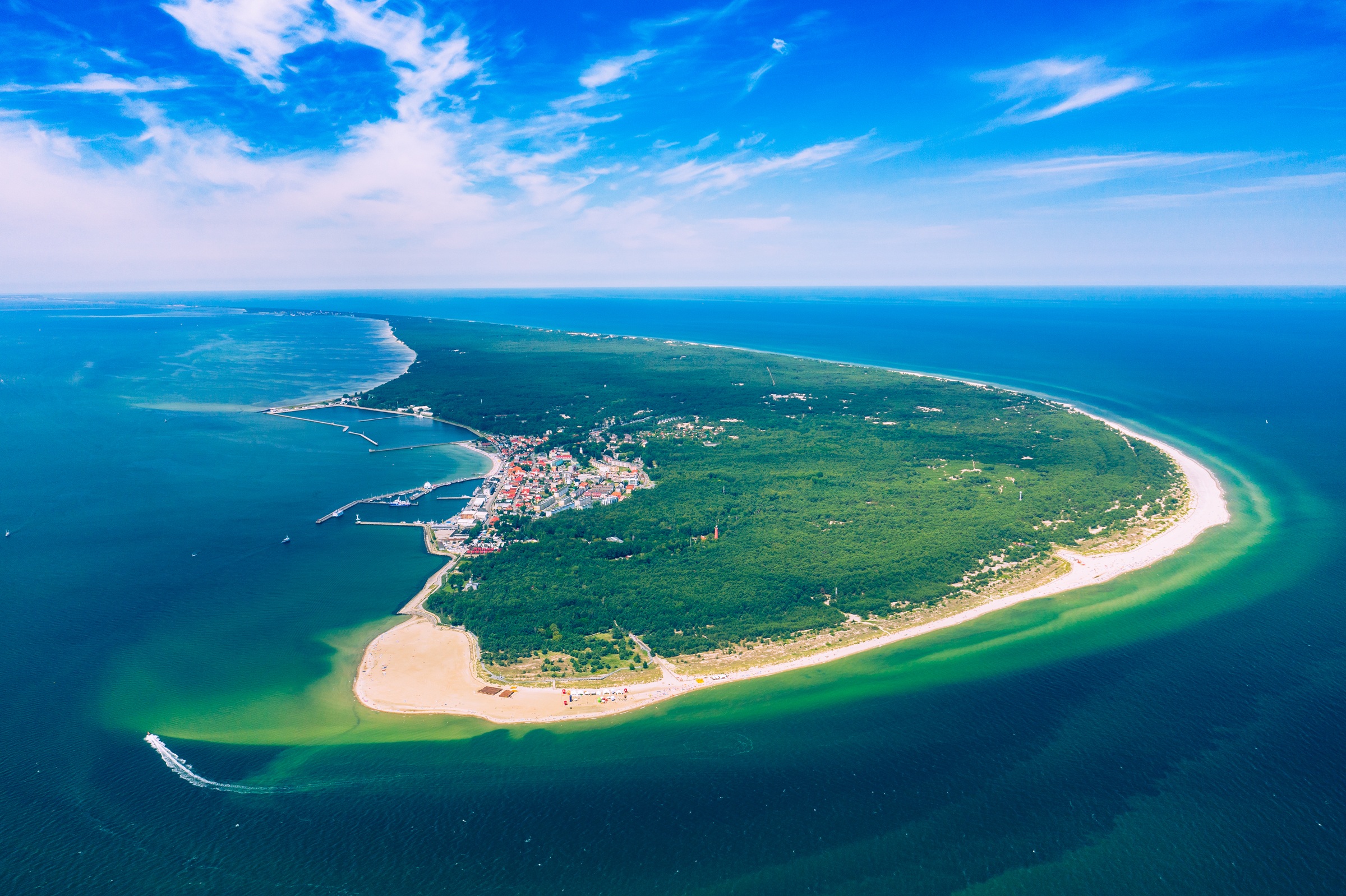 Woda zaleje polskie wybrzeże. Zamiast się przygotować, pogarszamy sytuację