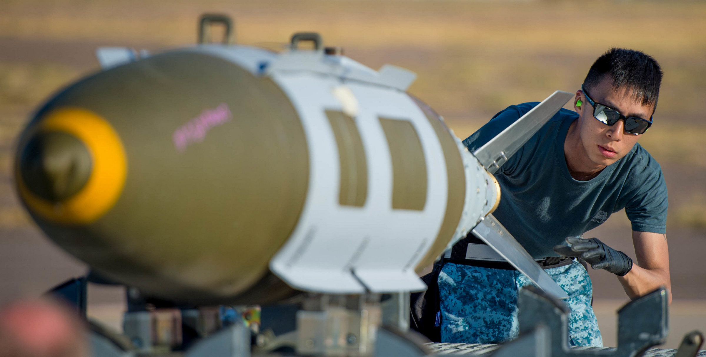 Polska firma podpisała gigantyczny kontrakt na trotyl. Bez niego amerykańskie bomby nie wybuchną