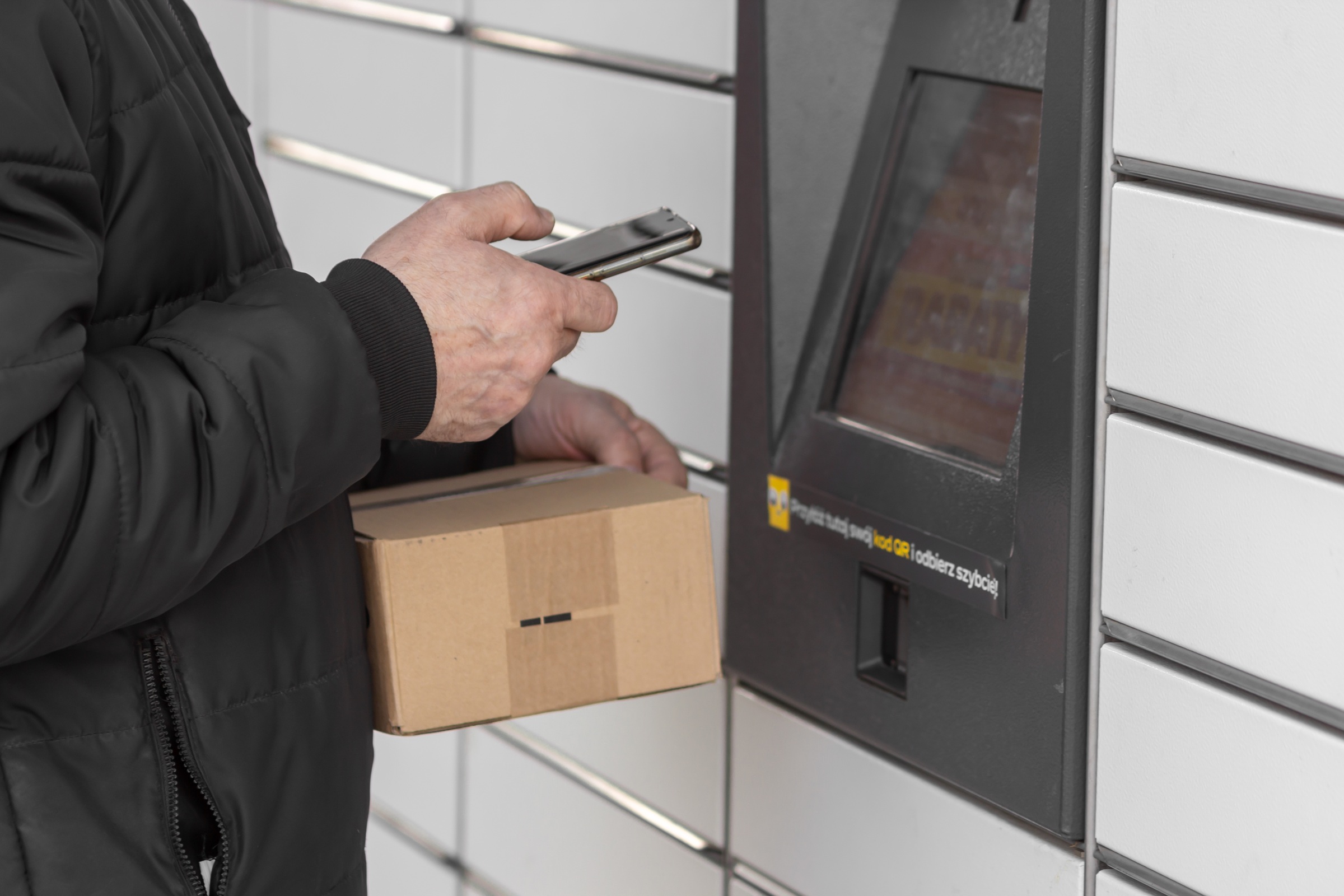 Zauważyliście zmianę? Dopiero skończył się marzec, a już przybyło automatów paczkowych