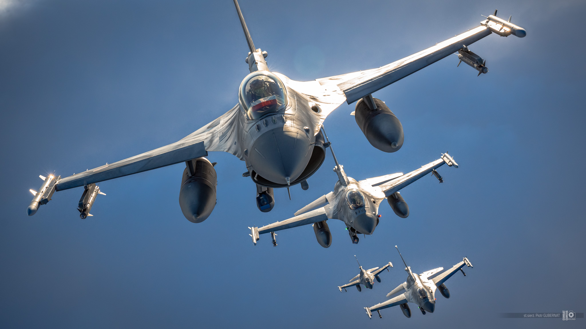 NATO wysłało myśliwce do Polski. Nasze F-16 skierowano na ważną misję