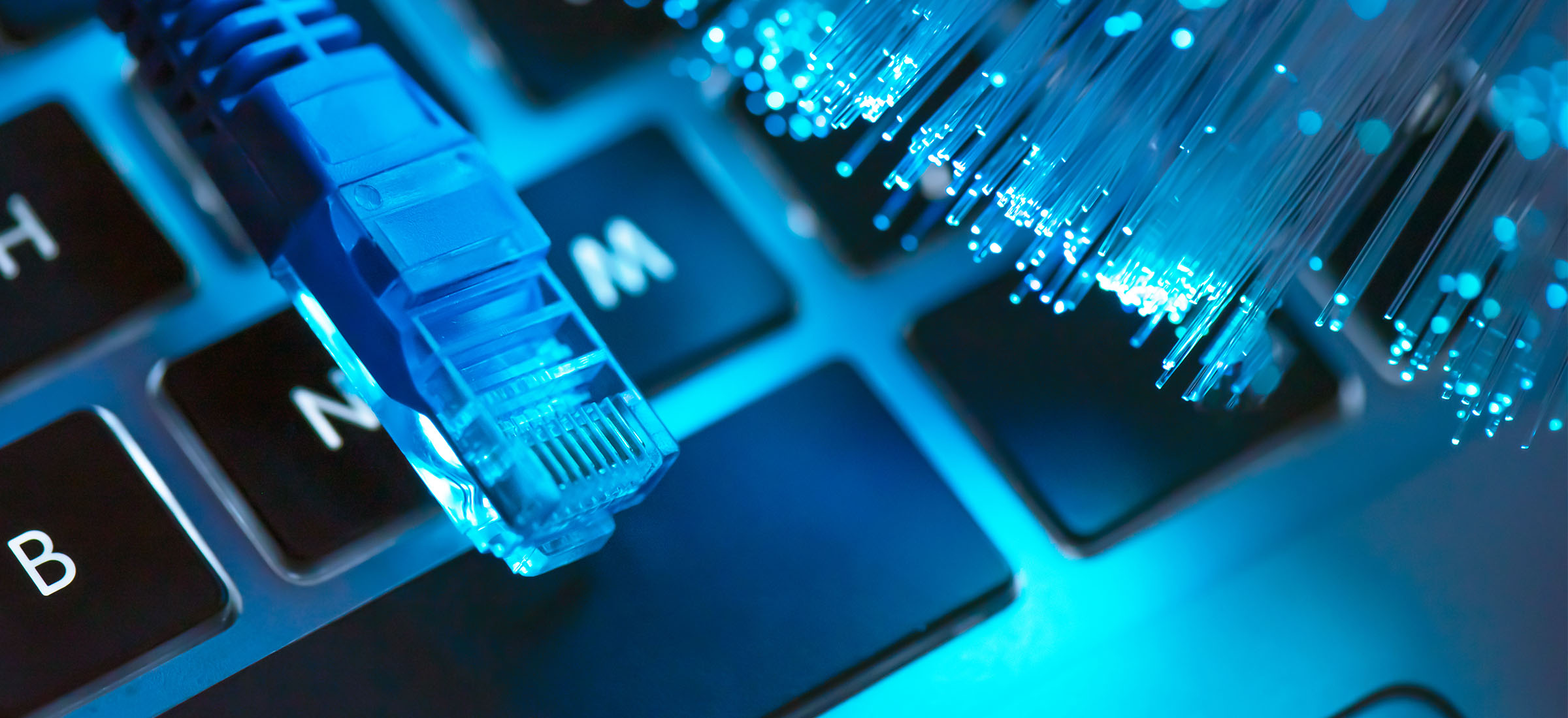 Europejscy operatorzy biją na alarm. "Internet w Europie jest zagrożony"