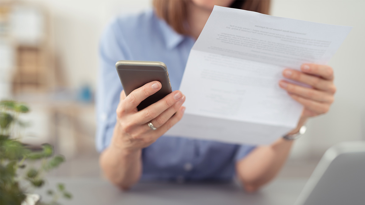 Polacy nie płacą za telefon. Pokazali liczby i profil typowego dłużnika