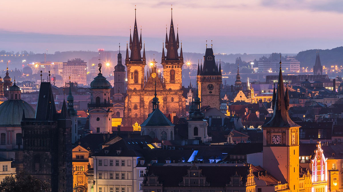 Chiny Czechy cyberatak