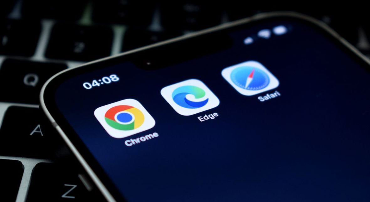 Image for Apple zauważył, że wyszukiwarka Google traci. Ma sprytny plan, żeby osłabić ją jeszcze bardziej
