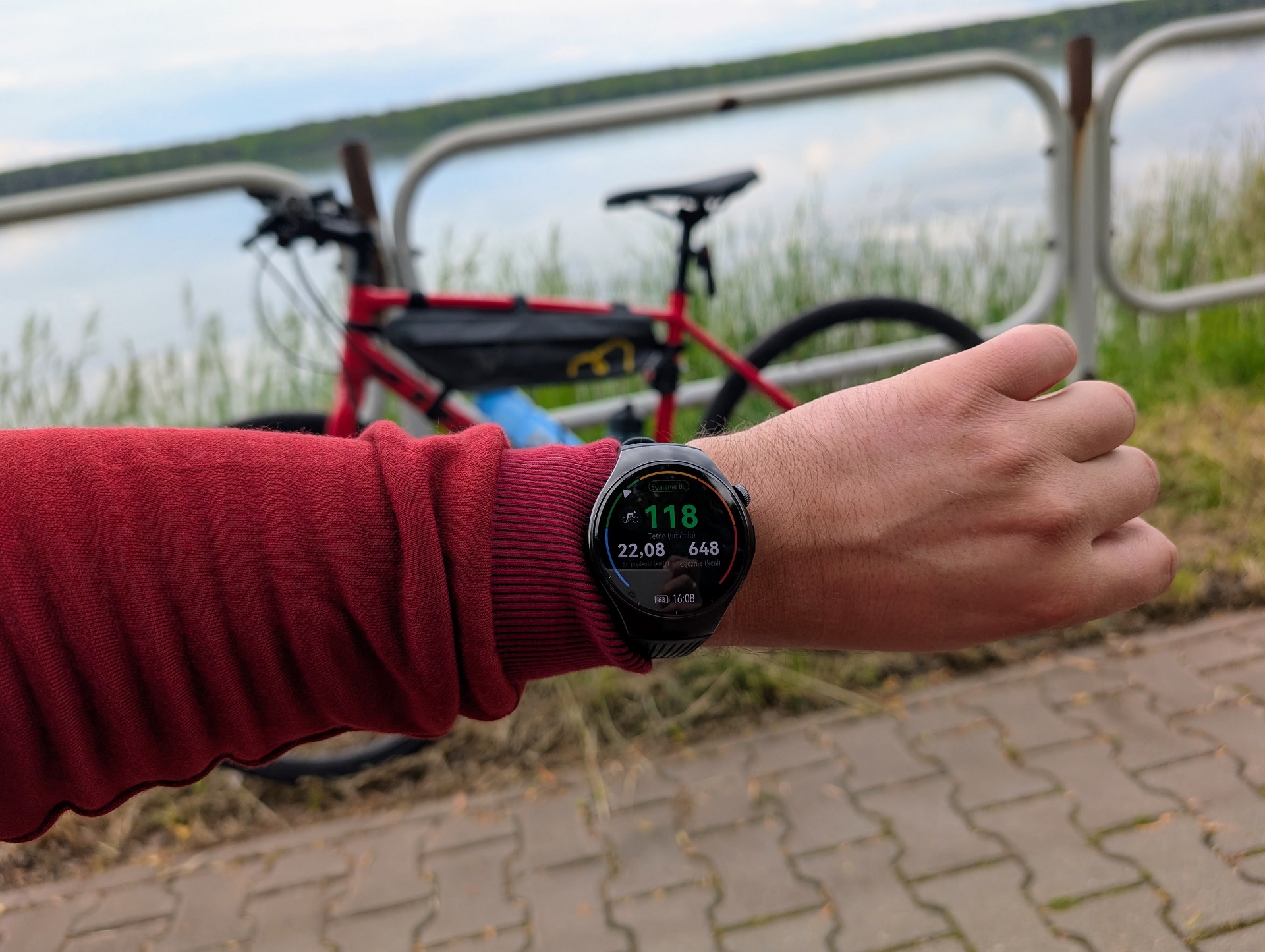 Zegarek, który widzi więcej niż ja. HUAWEI Watch 5